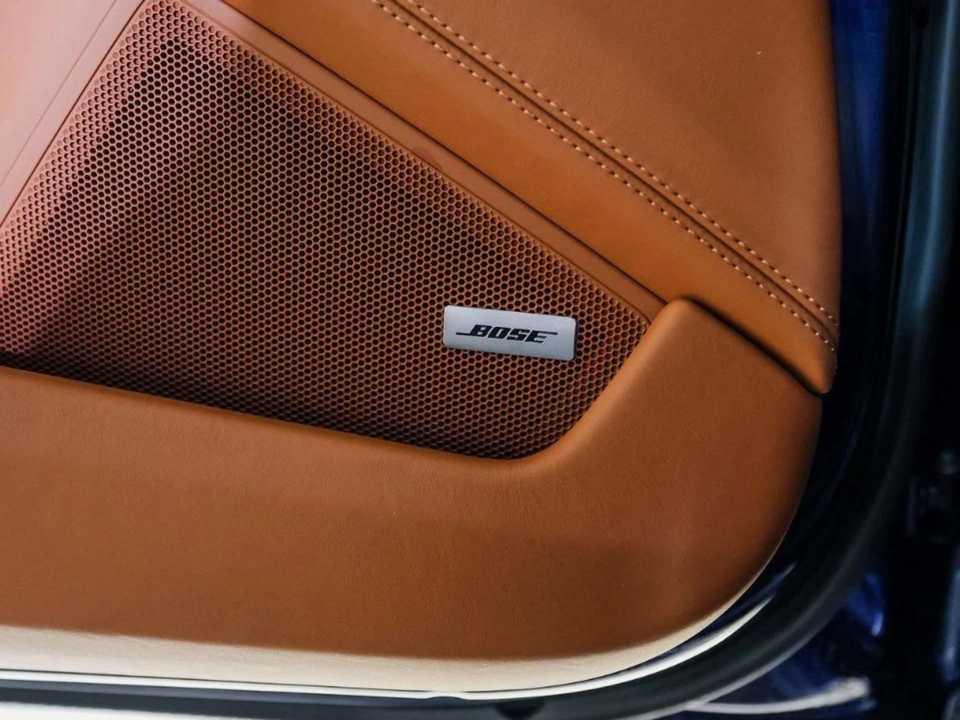 mph021_2390972142_rslqup_DX_Fz_H_Vwnh_Uf80jy_N_Vz2v_U_db98511a31