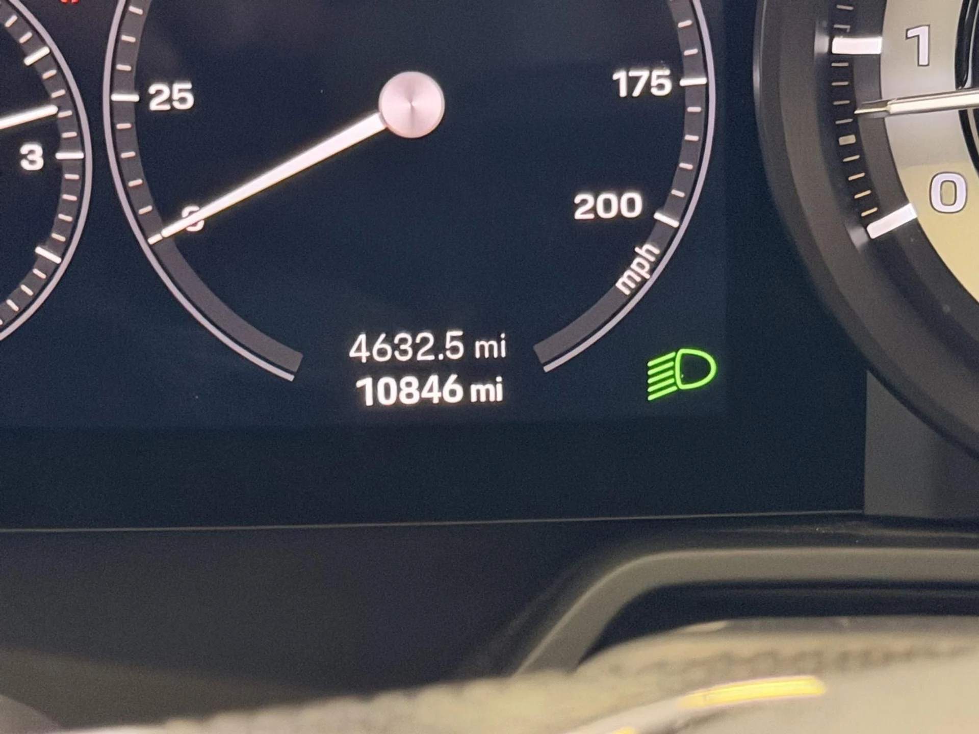 mph021_2400357185_5abdab5930ca6e8a71fe73b8803d95afx_3933c9546a