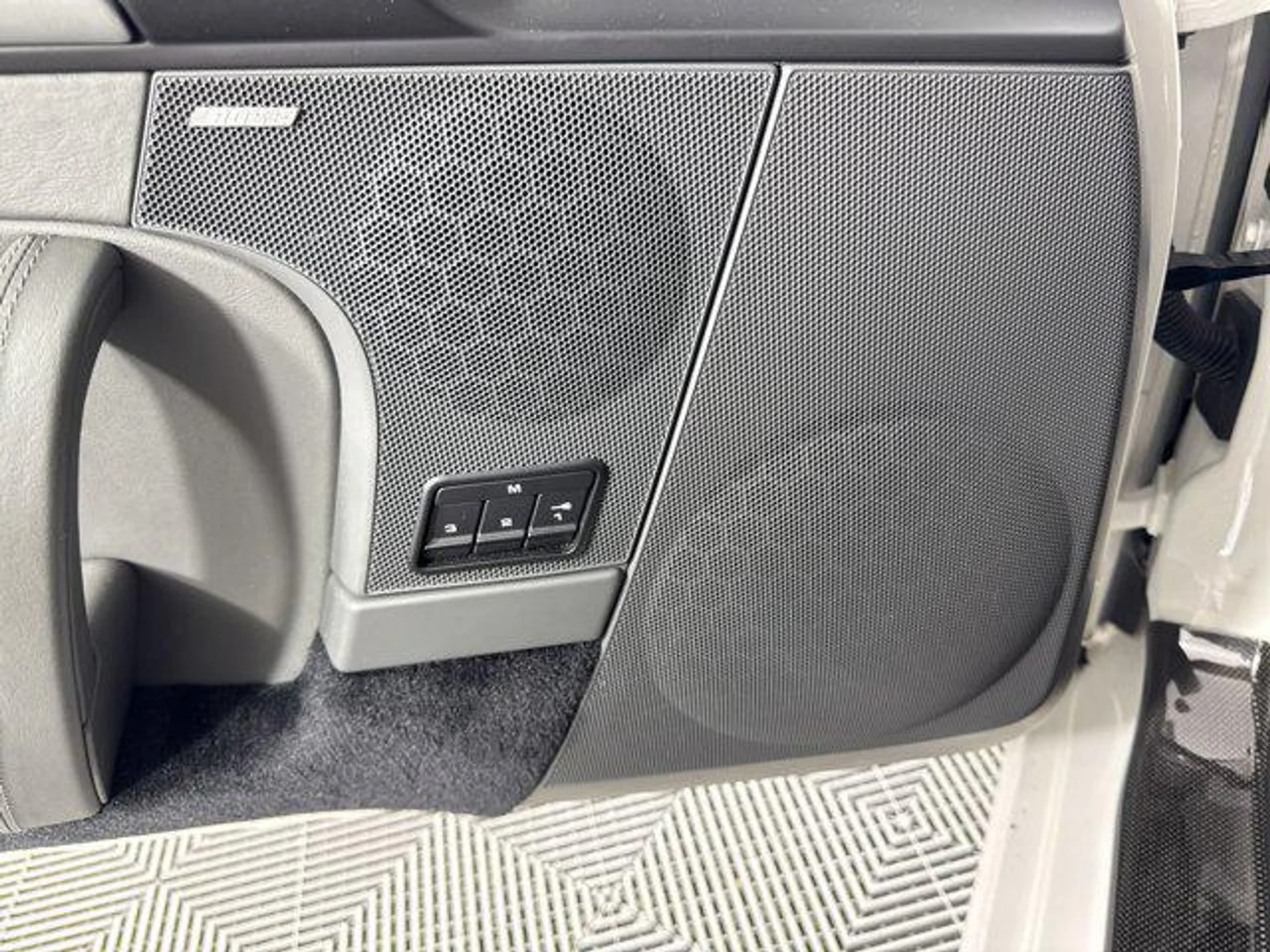 mph021_2403357919_K1ueo_Xw_Bb_RCQ_Yd_Jcdc_Kzov_IG_4_cd5c562d82