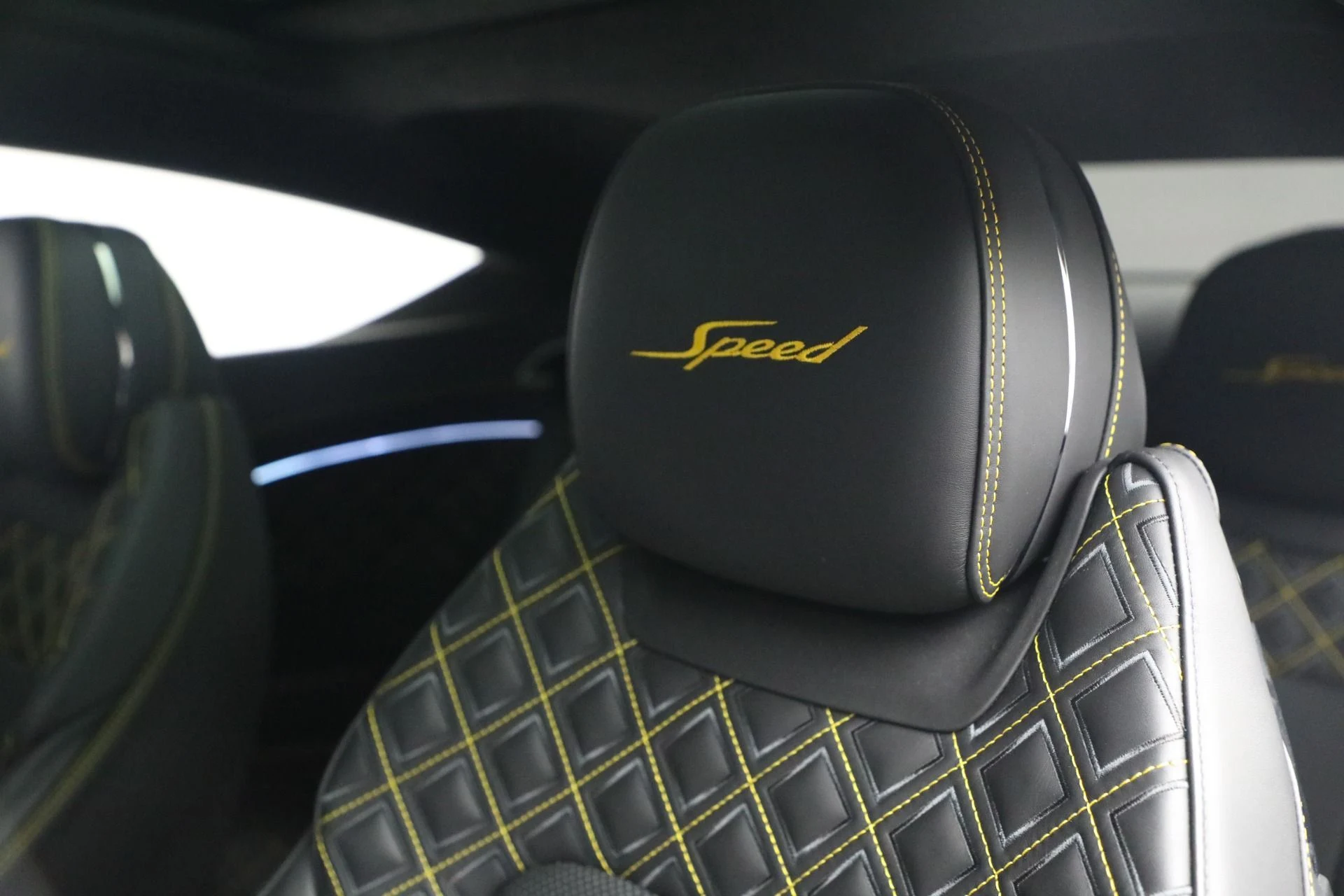 mph021_2403539202_Used_2022_Bentley_Continental_GT_Speed_1764630435_6b9eaf6527