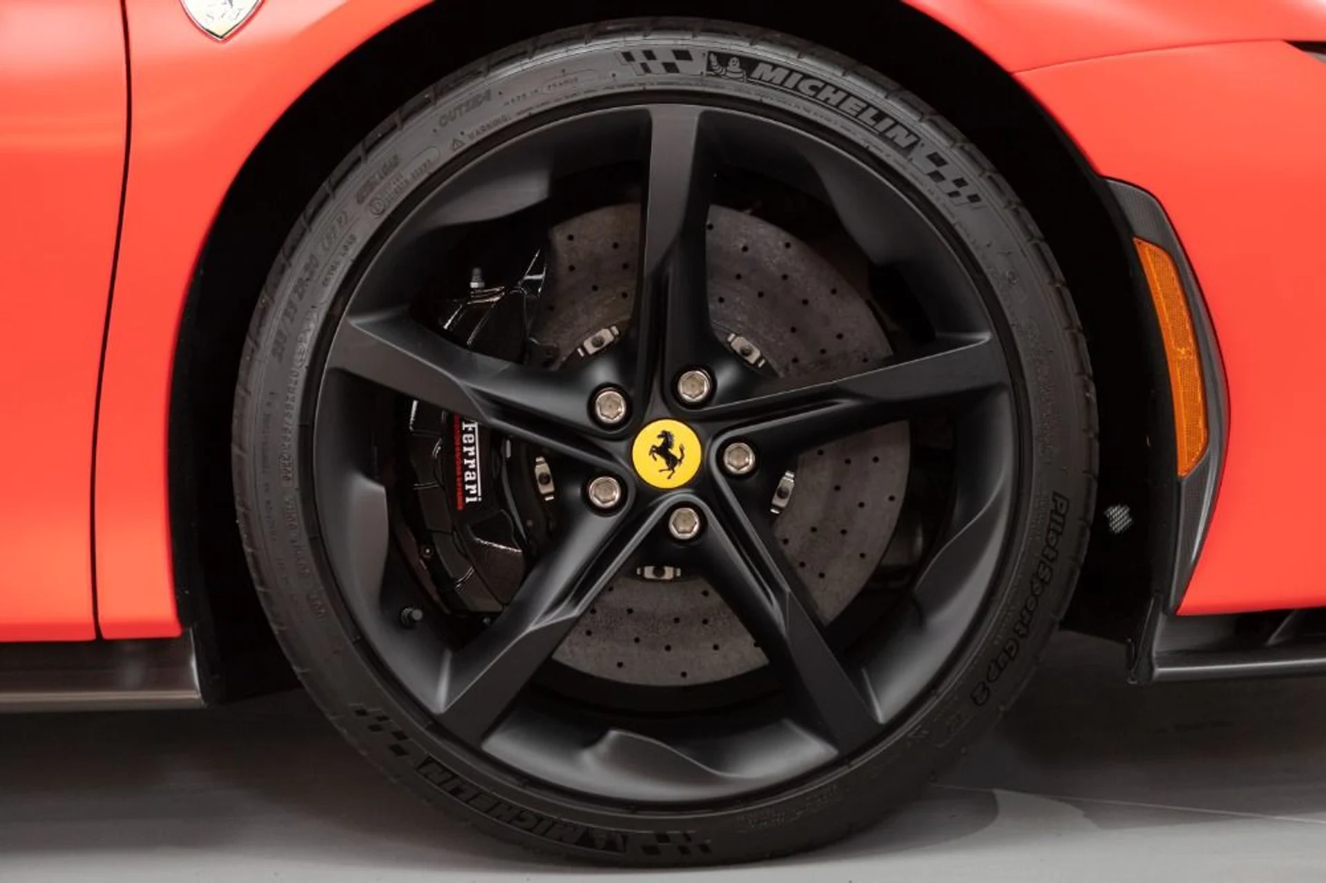 mph021_2413788839_Used_2022_Ferrari_SF_90_Spider_2585a71259