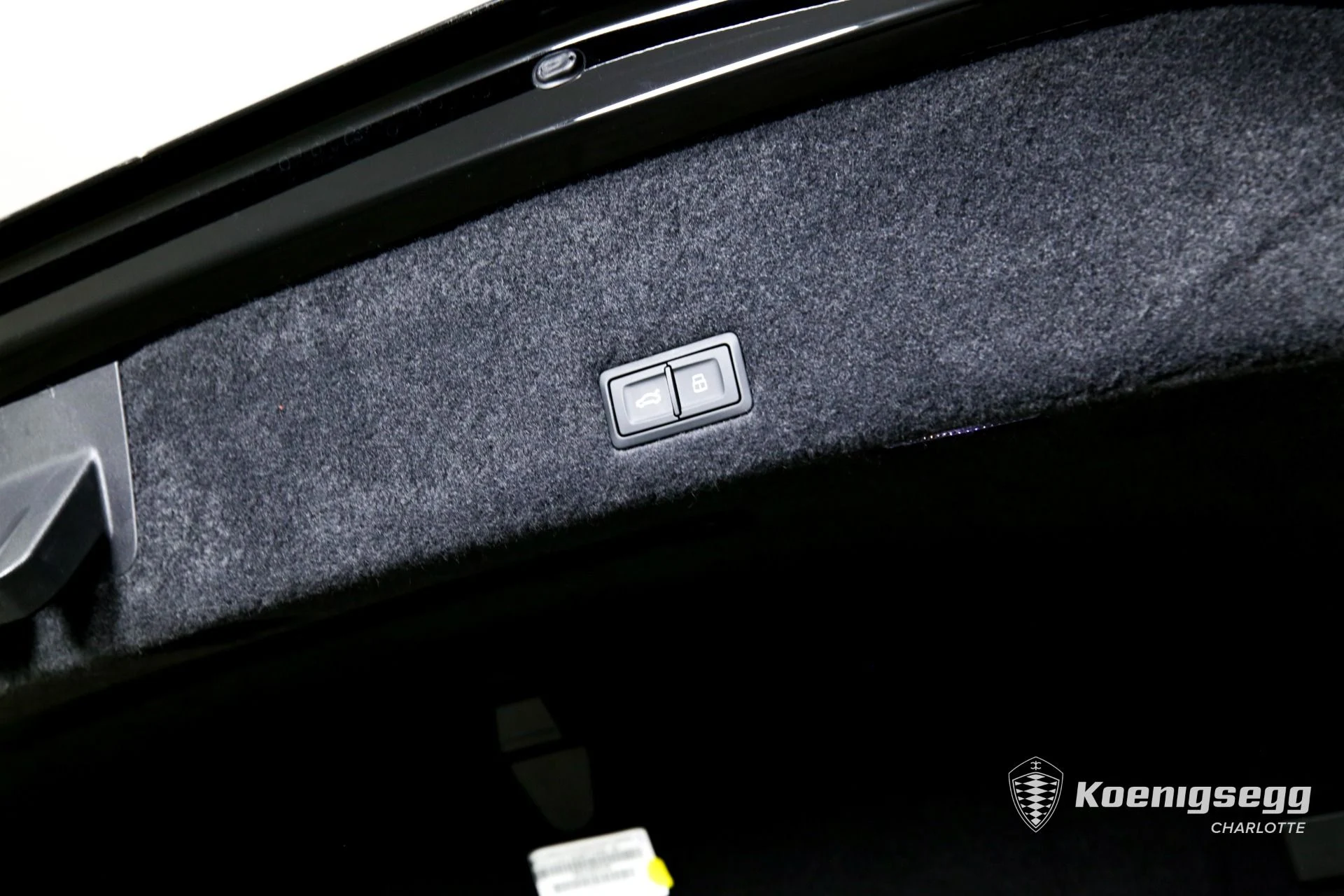 mph021_2417731402_Used_2023_Lamborghini_Urus_Performante_1746560193_8e697710e4