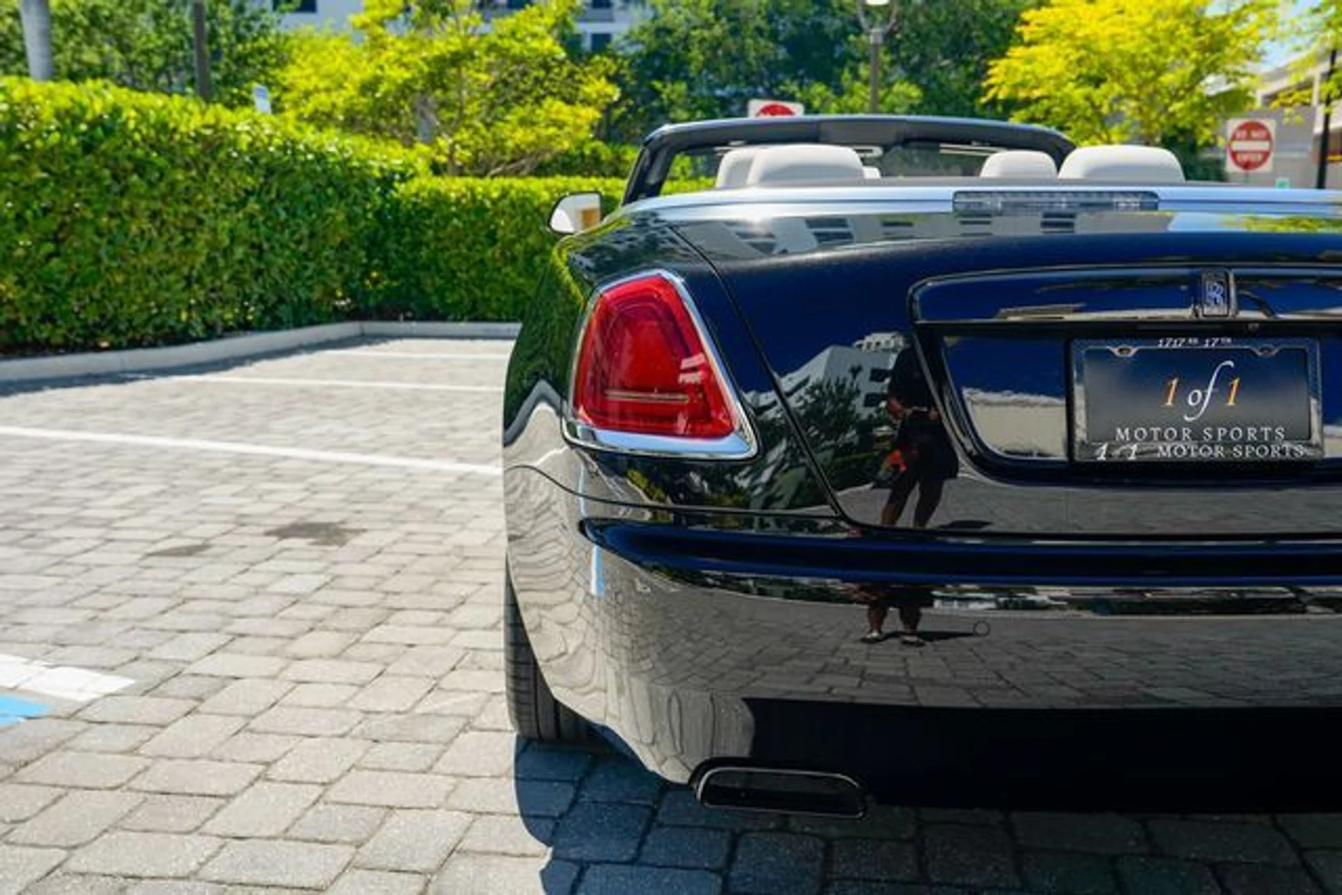 mph021_2418133242_23014492_22_3f4b64087e