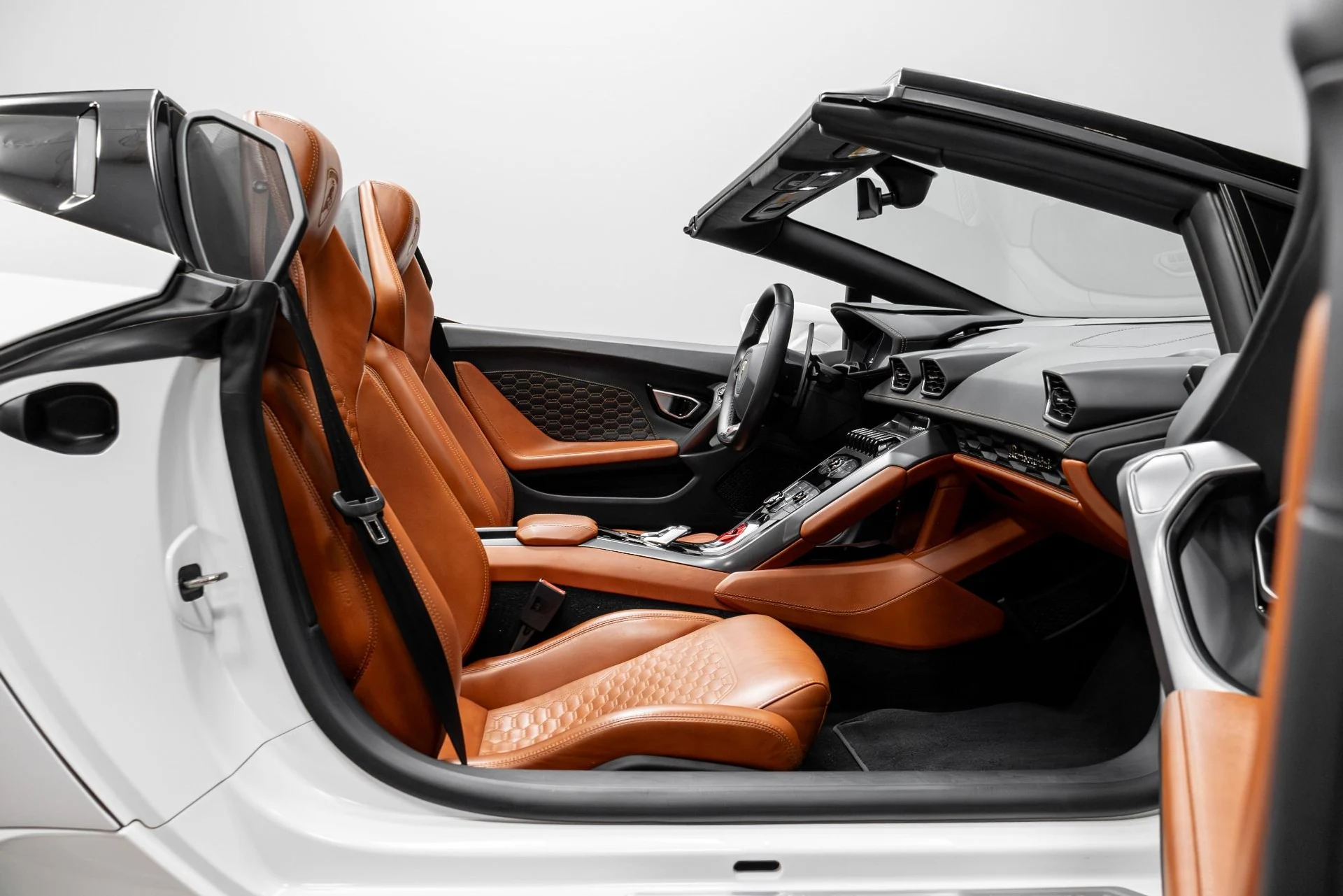mph021_2420082195_Used_2019_Lamborghini_Huracan_LP_580_2_S_1778195053_ff025f1de3