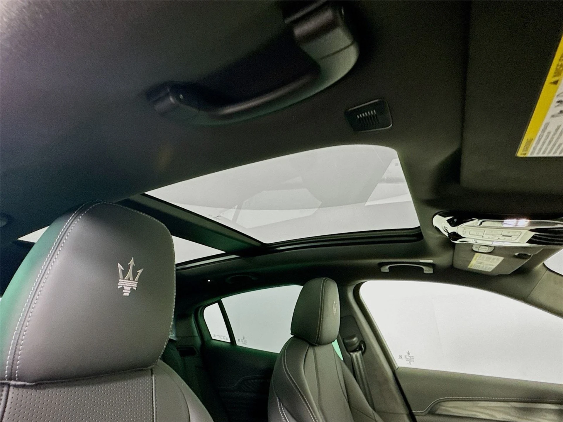 mph021_2422121219_254815fd8b779a674fc582ec9800d296x_52afa5c044