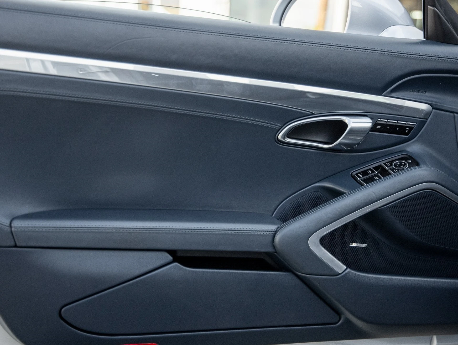 mph021_242668861_22_4107a1dc37