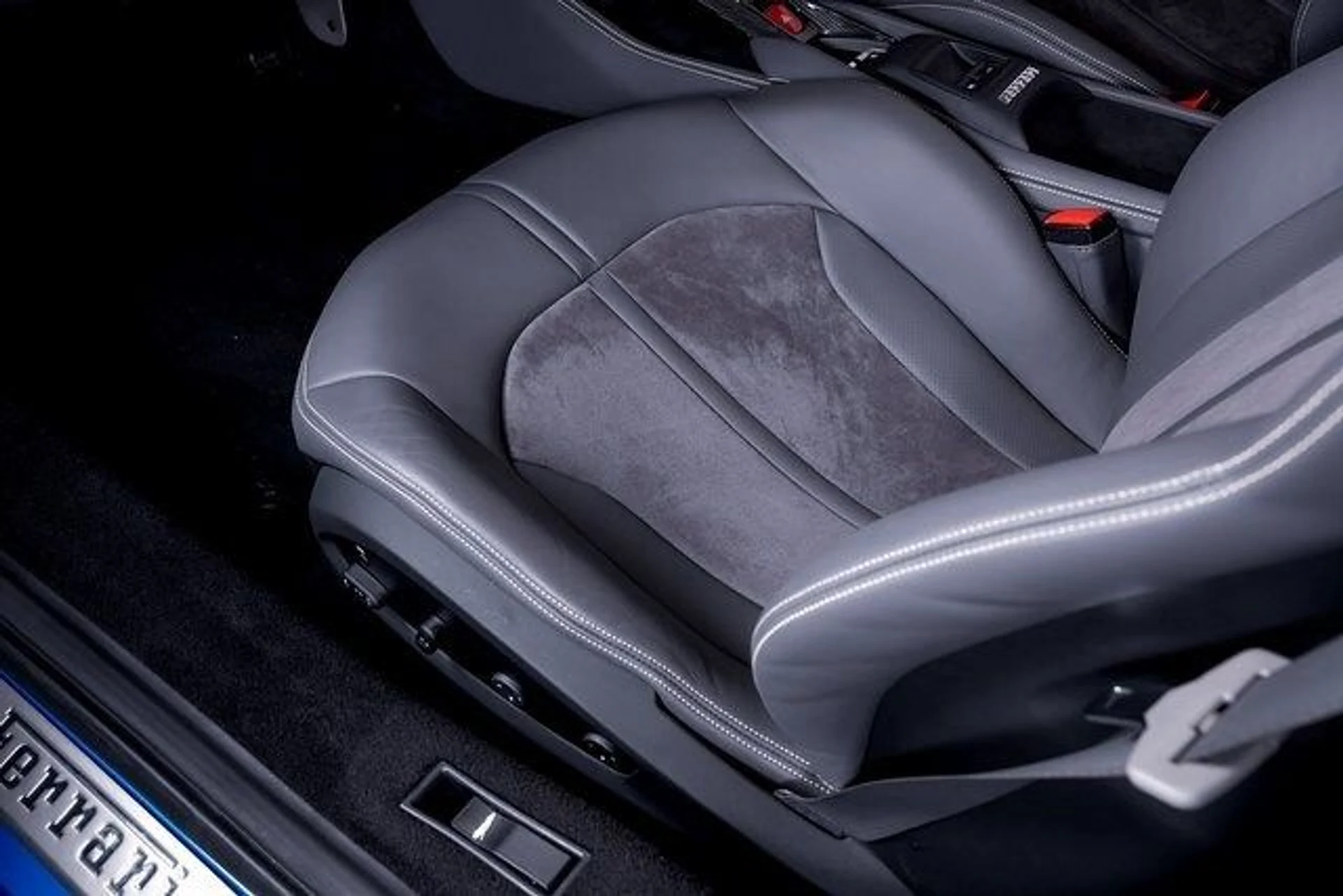 mph021_2429455610_1af282a73aa173af903534de7de0e0d4x_134f8a632e