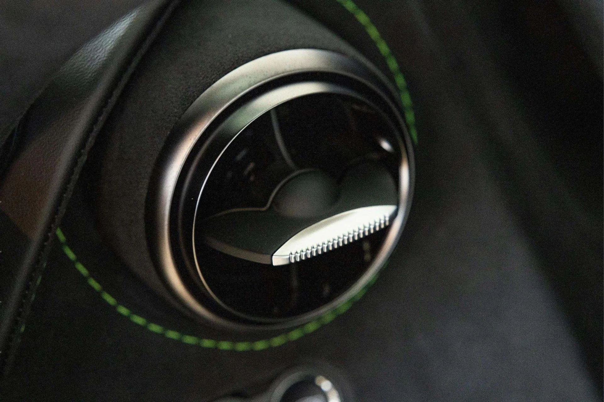 mph021_2430511471_image_22_d2b36402ea