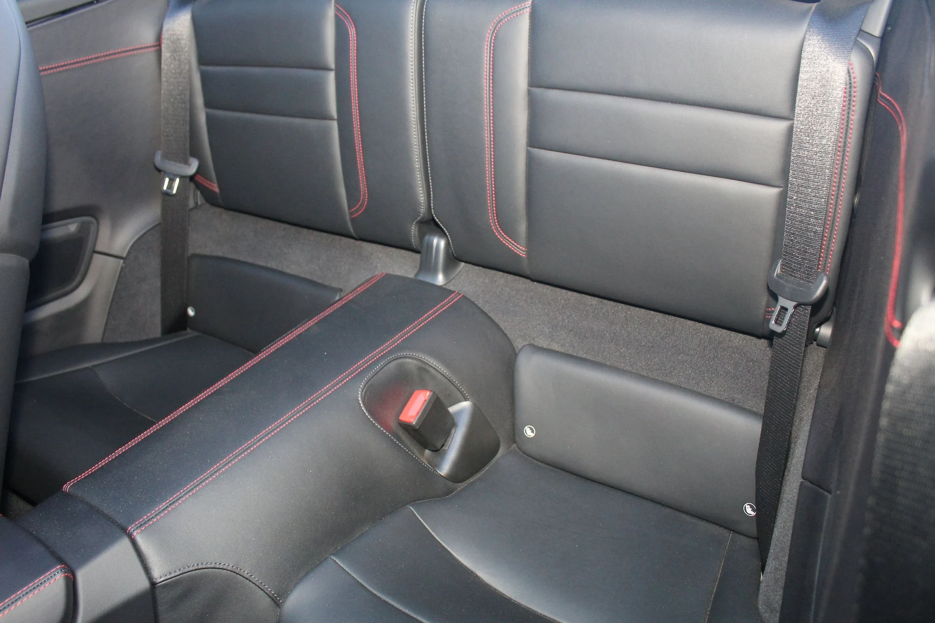 mph021_2431195712_d913ced7bef3e23ab2f7f41fd7b8d036x_e94e4c7355