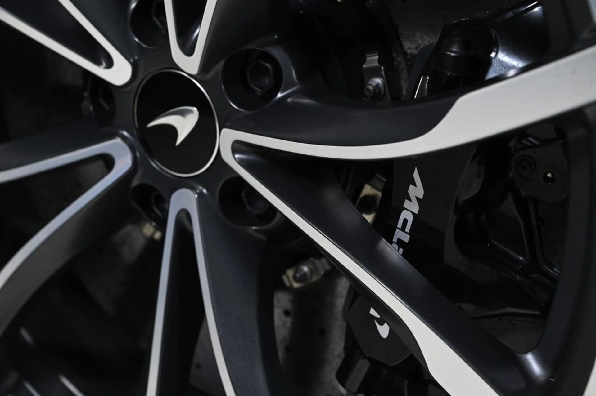 mph021_2432327306_325f5ff682c844d5b0421ffa561a73a1_049f713df1