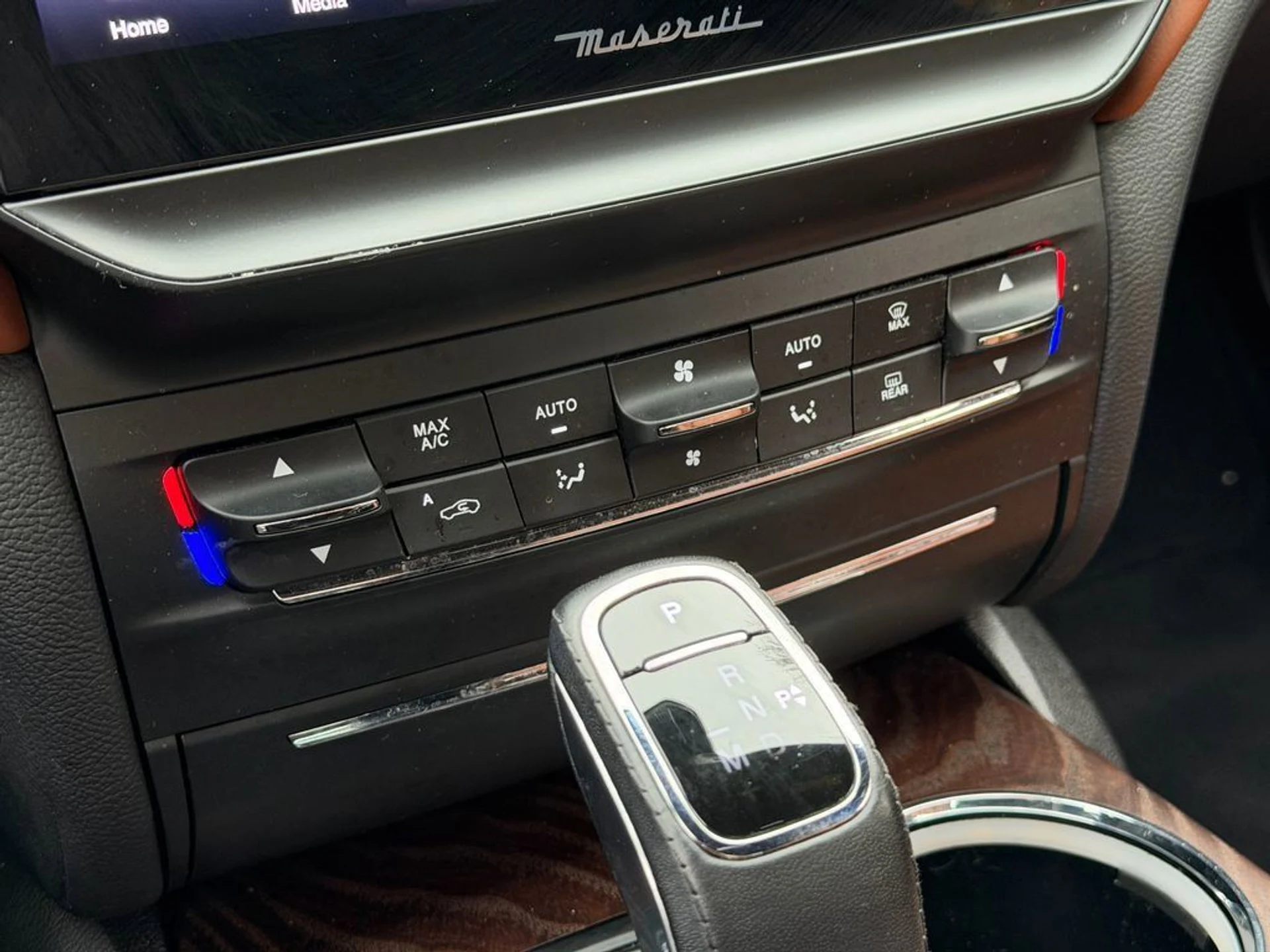 mph021_2436753894_c93f343f34bb48349739c9361282ba14_0ee996fe0b