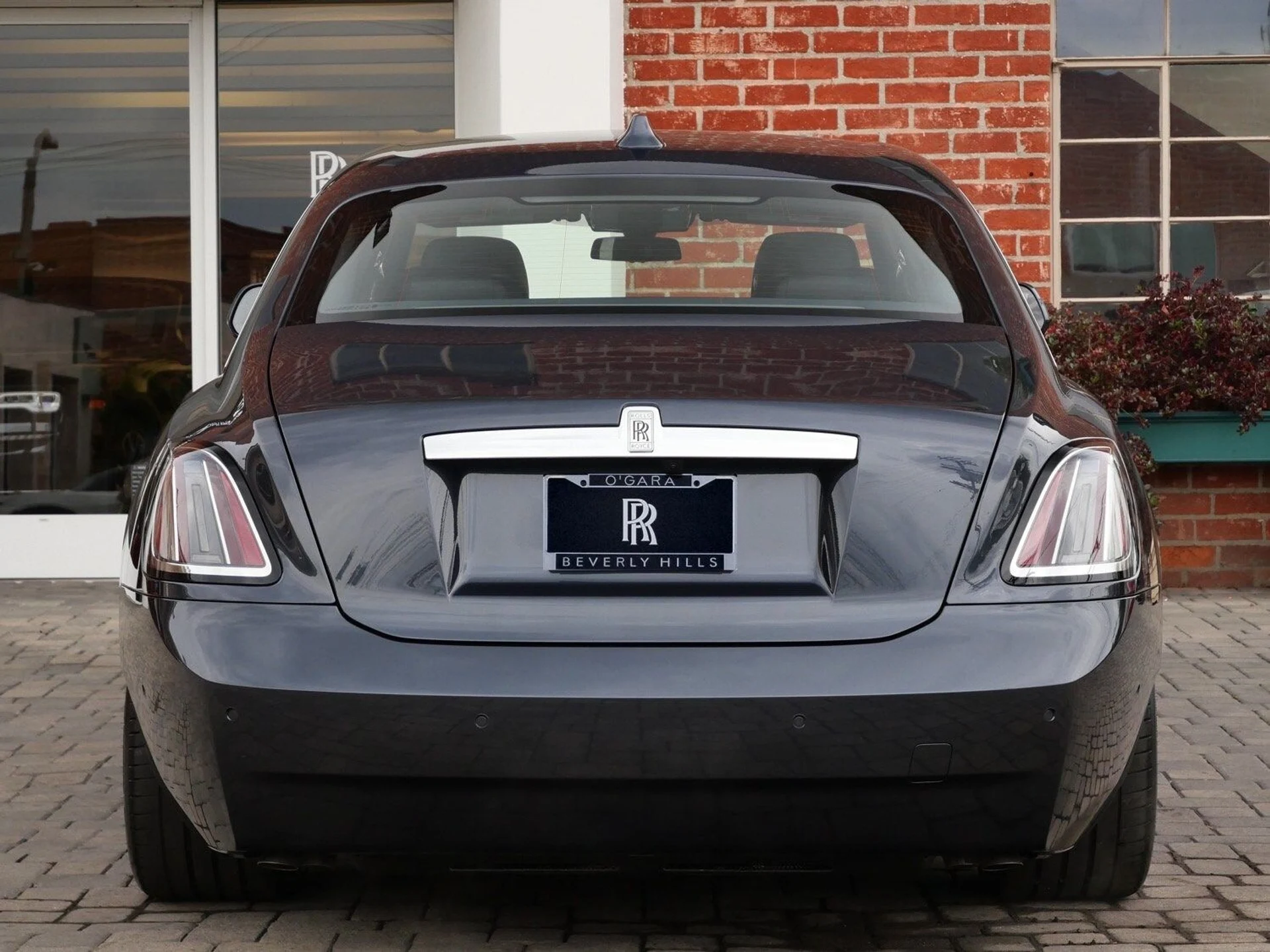 mph021_2440498351_b42a601cf7357a81fd1a79e0ee00e20fx_37a45cbddd