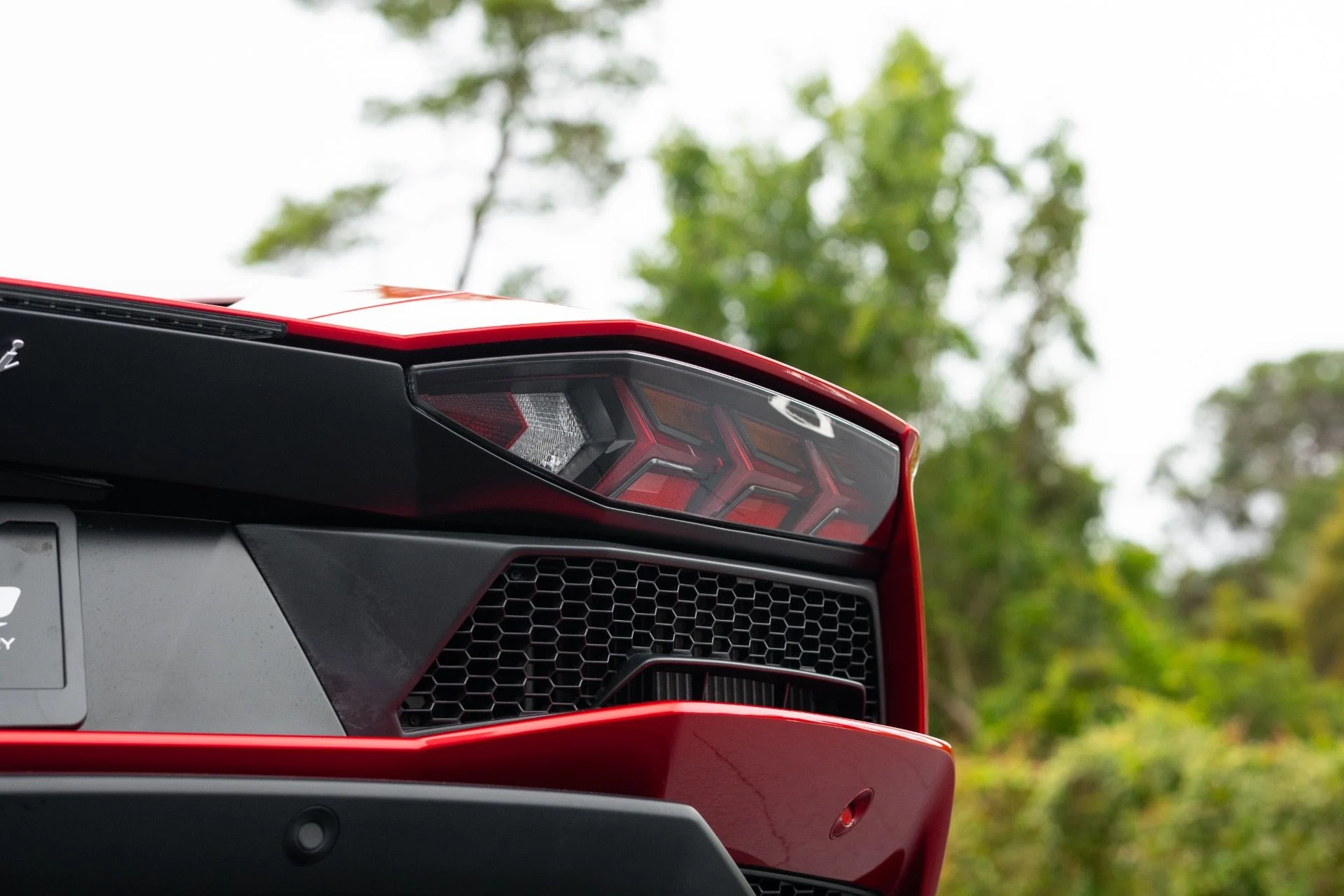 mph021_2442882701_Used_2018_Lamborghini_Aventador_Roadster_LP_740_4_S_1770343320_2d77e846e9