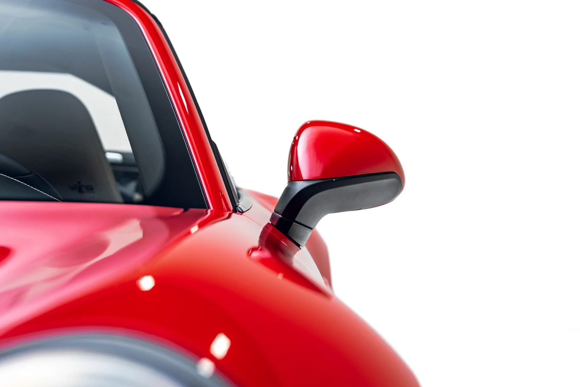mph021_2443617535_Used_2019_Porsche_911_Targa_4_S_1783372834_4a7b834bc3