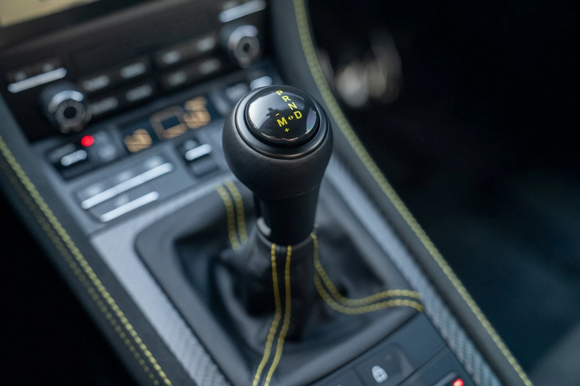 mph021_2446517553_87de7820a96dbbe23ae0fd085b01c398x_f262ffc1f4