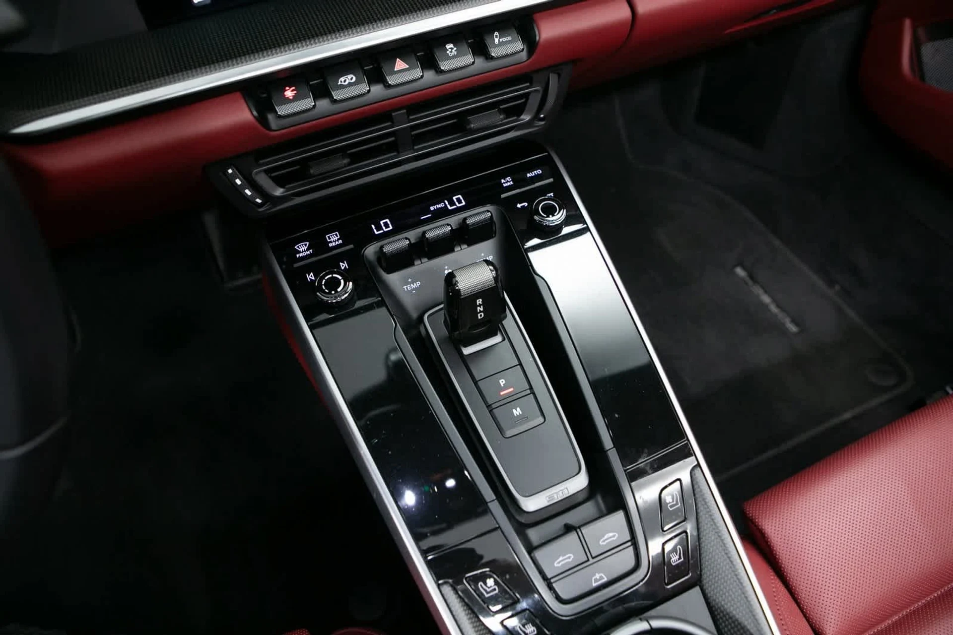 mph021_2457285628_2b80f4bbba6d0c2fd228cbf850dd444ax_e64de8461d