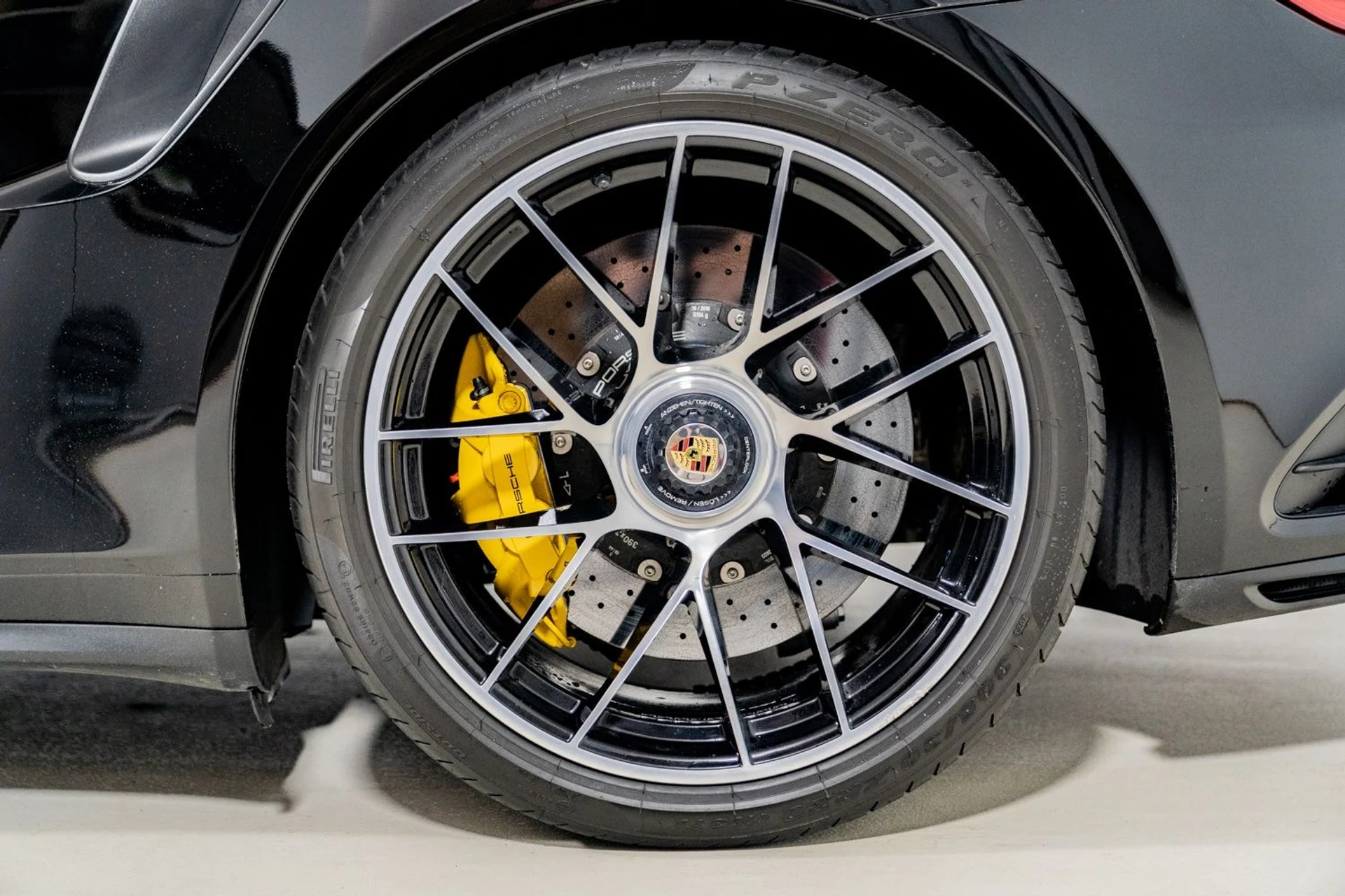 mph021_2462530023_b269fd549ada4e80b263998181f76814_25b37f36eb