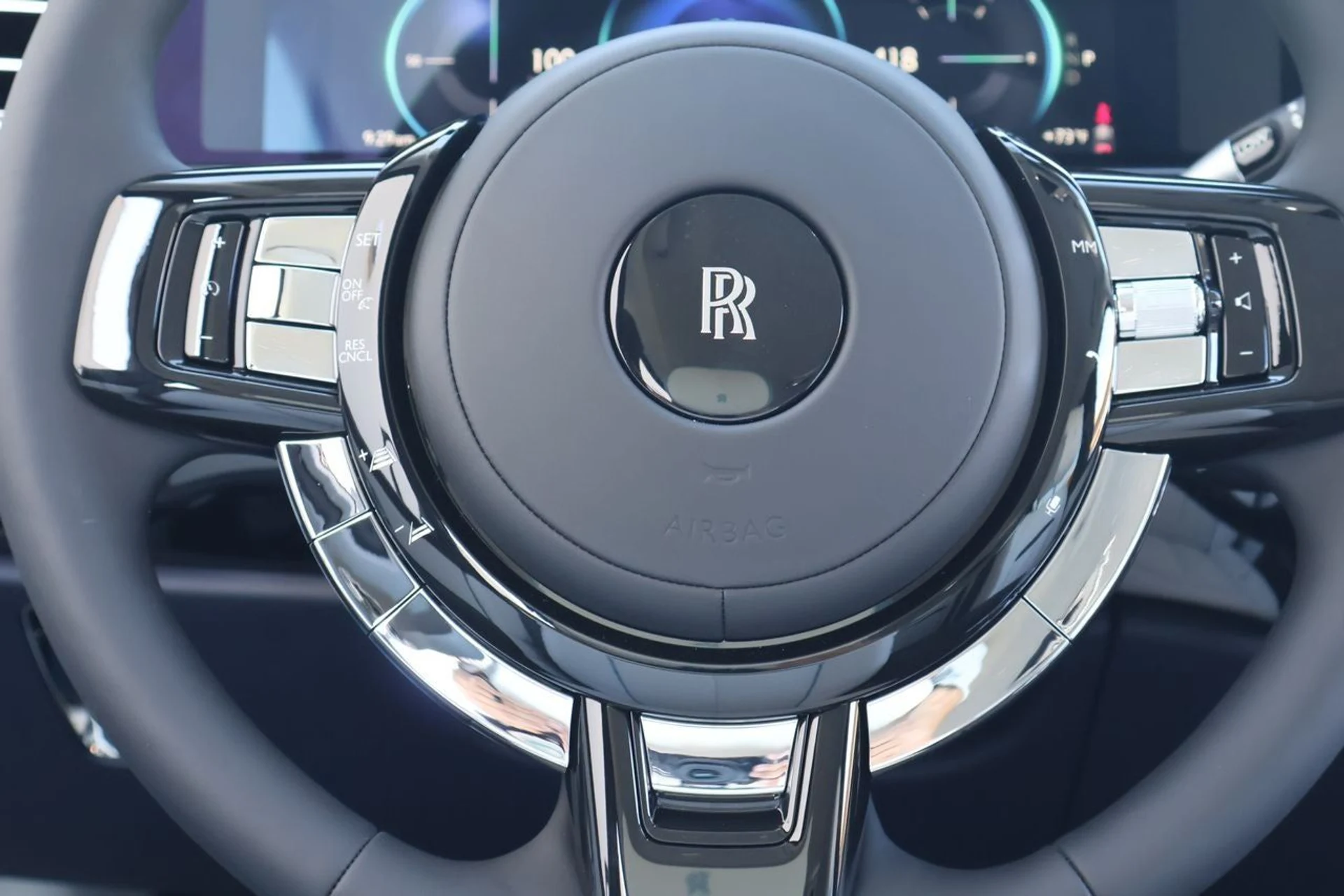 mph021_2464091918_22_3e23078116