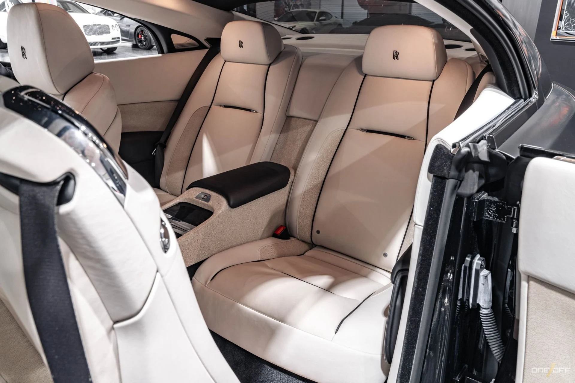 mph021_2489744916_Used_2014_Rolls_Royce_Wraith_HUGE_369_K_MSRP_Mansory_Starlight_Driver_Assist_3_Full_Matte_PPF_1707163931_19422b19ab