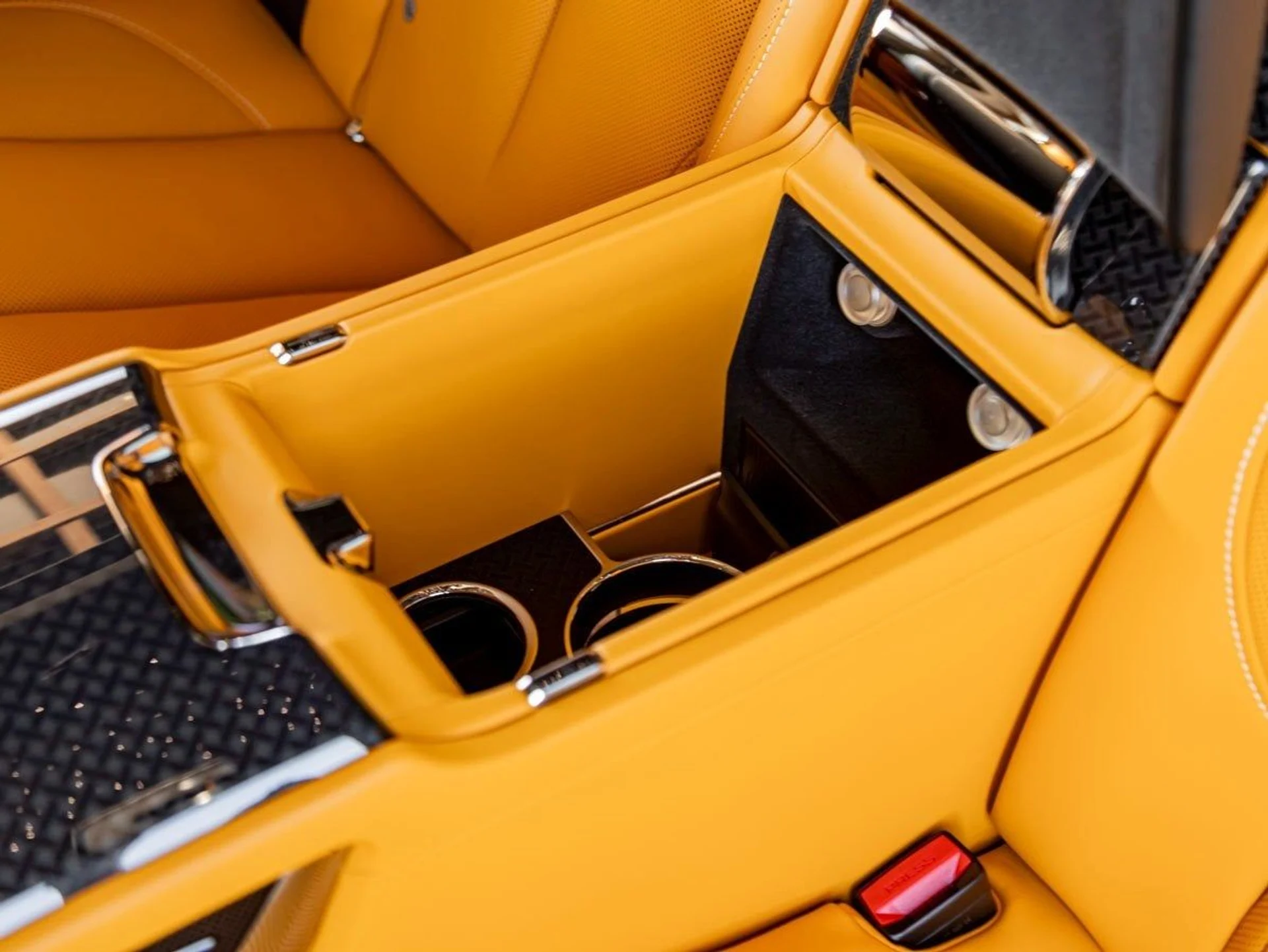 mph021_2492990699_22_ec52e5414e