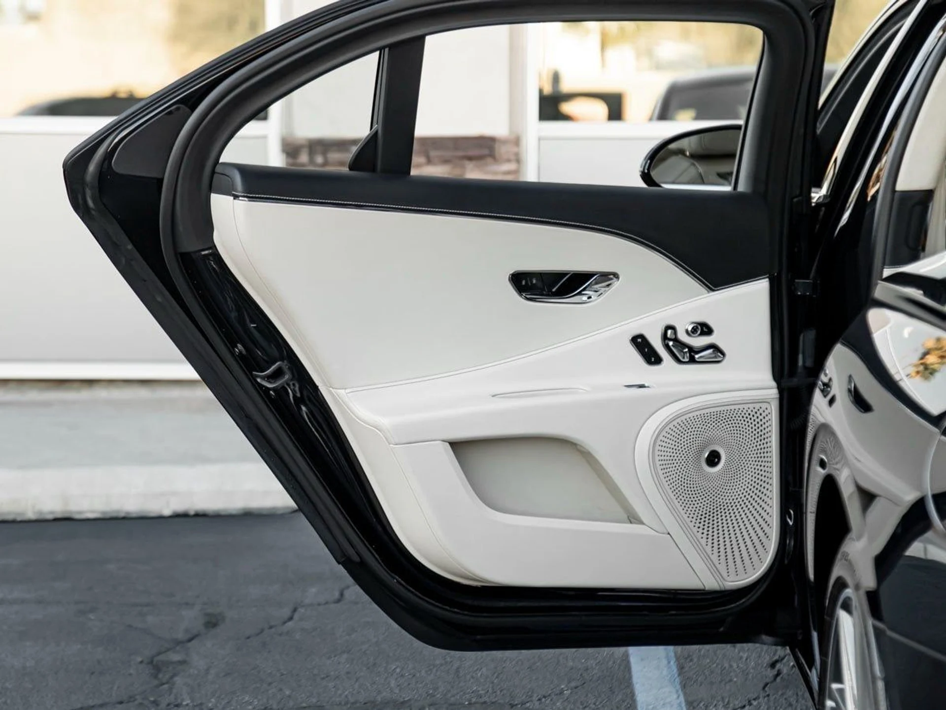 mph021_2497703752_22_aaa861c3fd