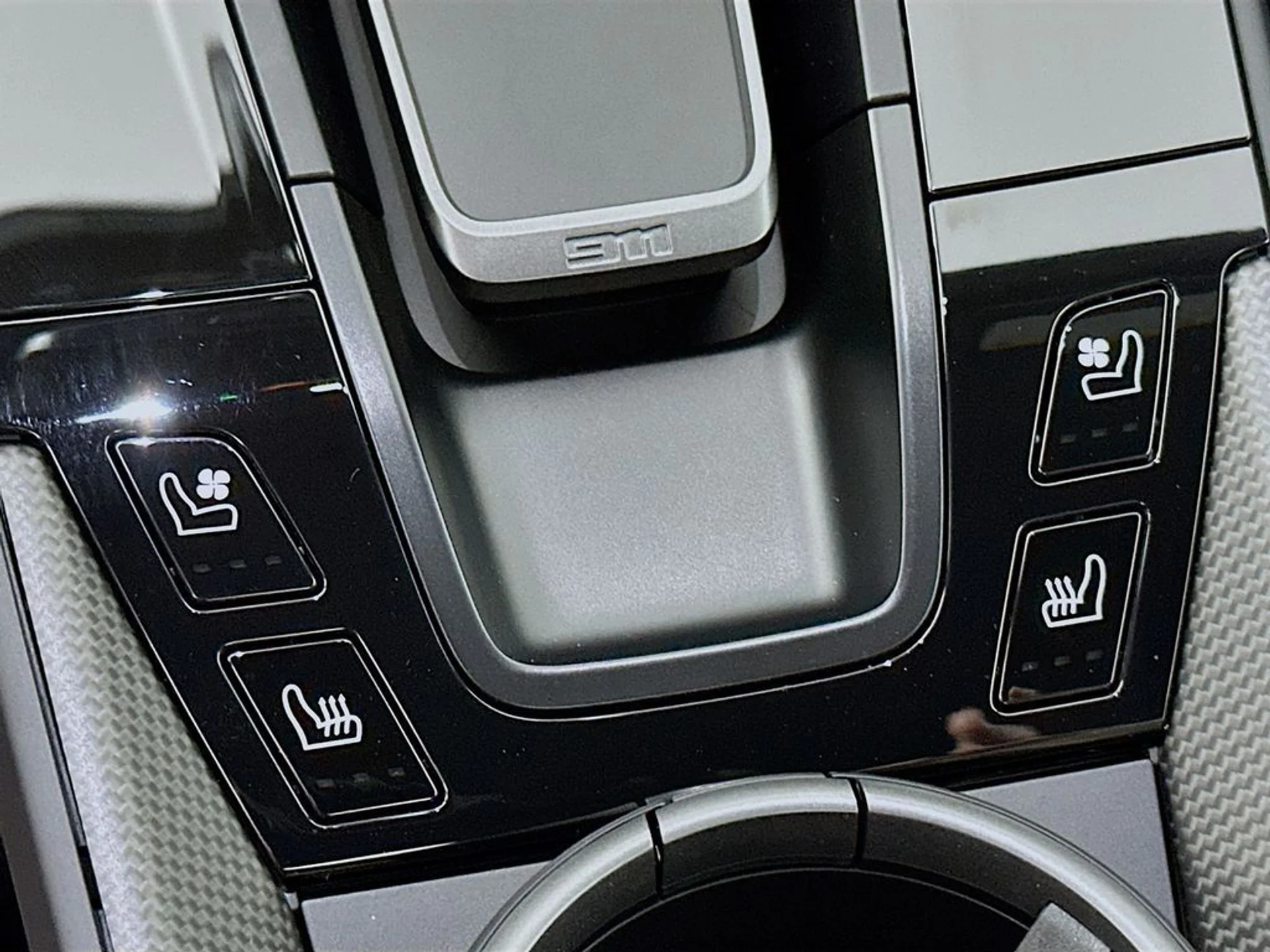 mph021_2501795705_4c6bdbd9efbe66f3d68d067465180c39x_f75ebd4e15