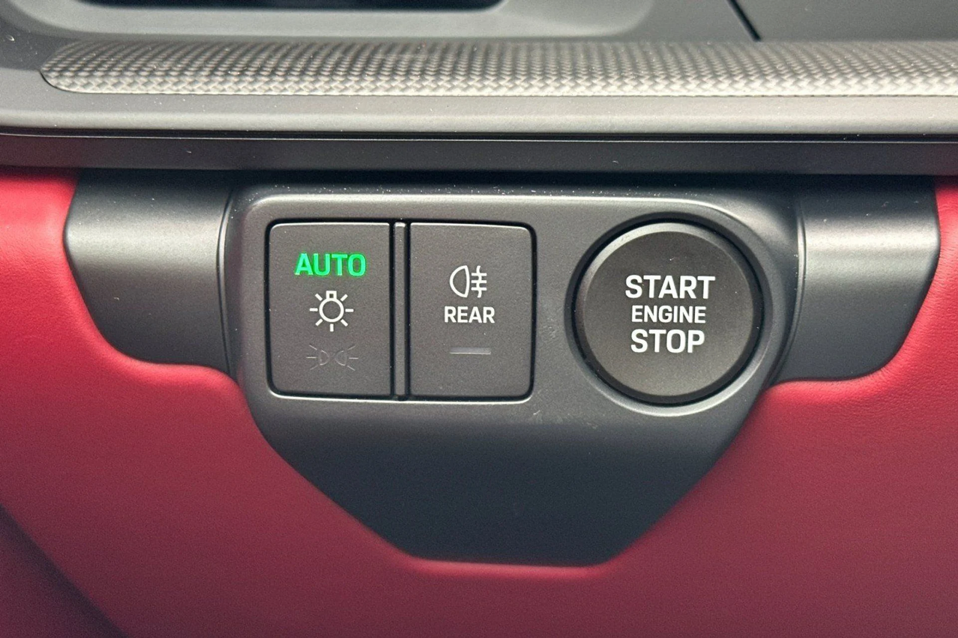 mph021_250182111_e201e78c47ccfd0f133eaf81685c99dd_3892c6f859