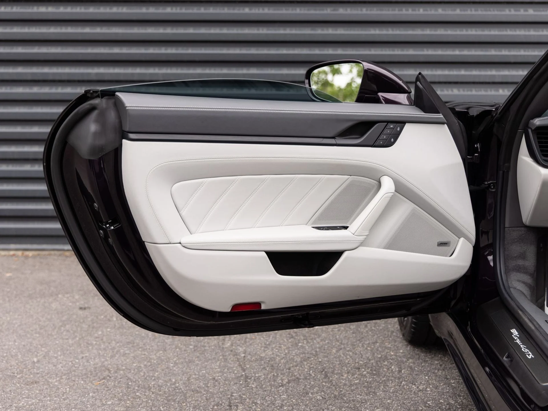 mph021_2504057496_22_89332f65a1