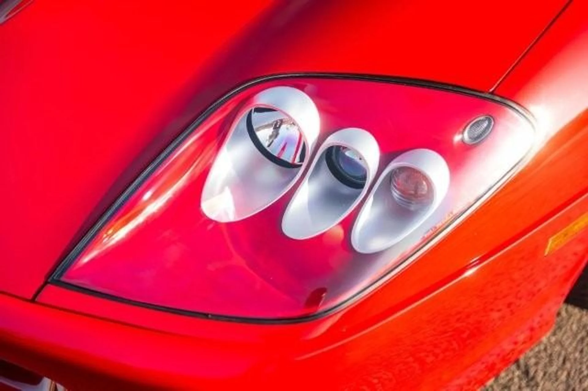 mph021_2504124091_Used_2005_Ferrari_Superamerica_1773854914_c21387836c