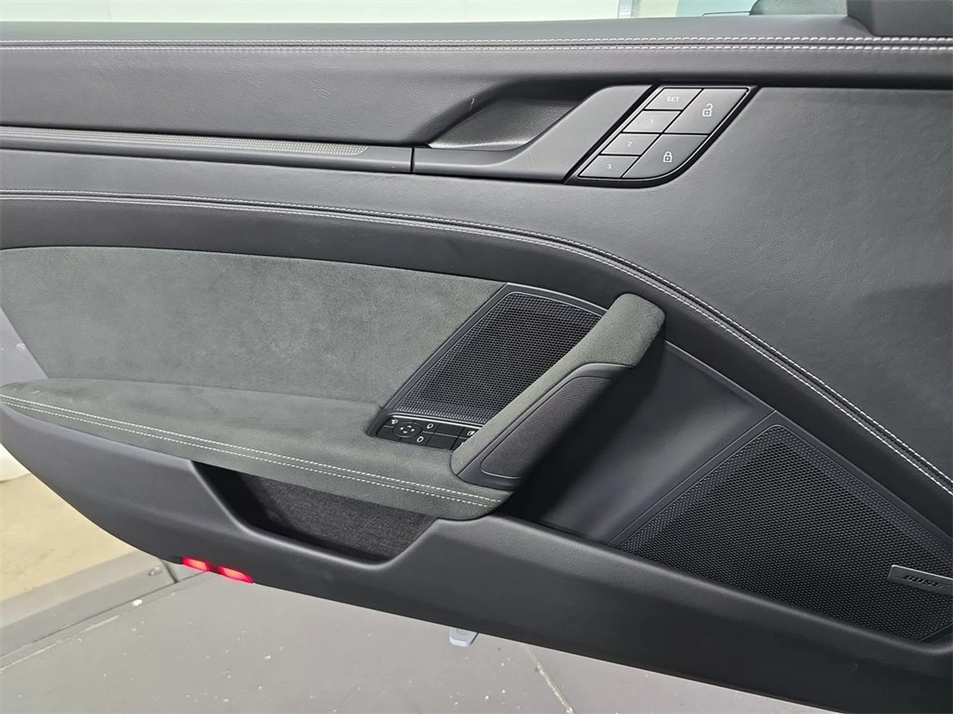 mph021_2508828092_b057be3f355ec6d66b9c4d2dafcff9f9_360294d505