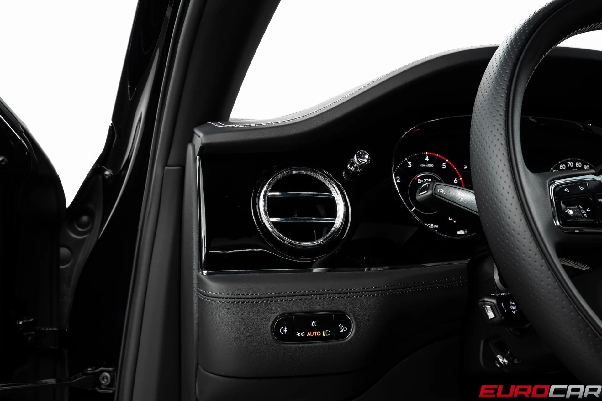 mph021_2514043423_image_22_baceeef9d3