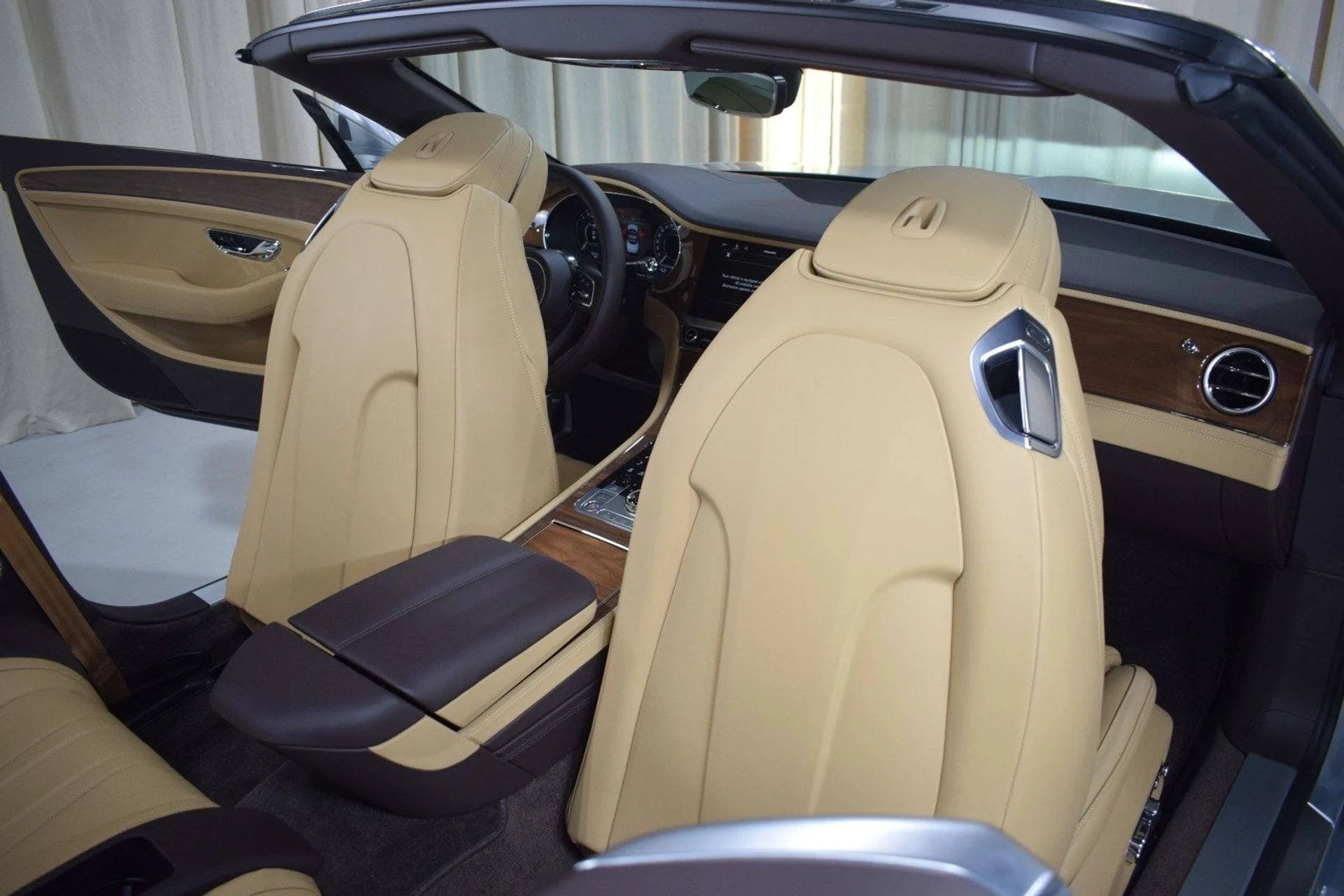 mph021_2520456350_1501f308110239c6572df112409f3e45x_1fa3736369