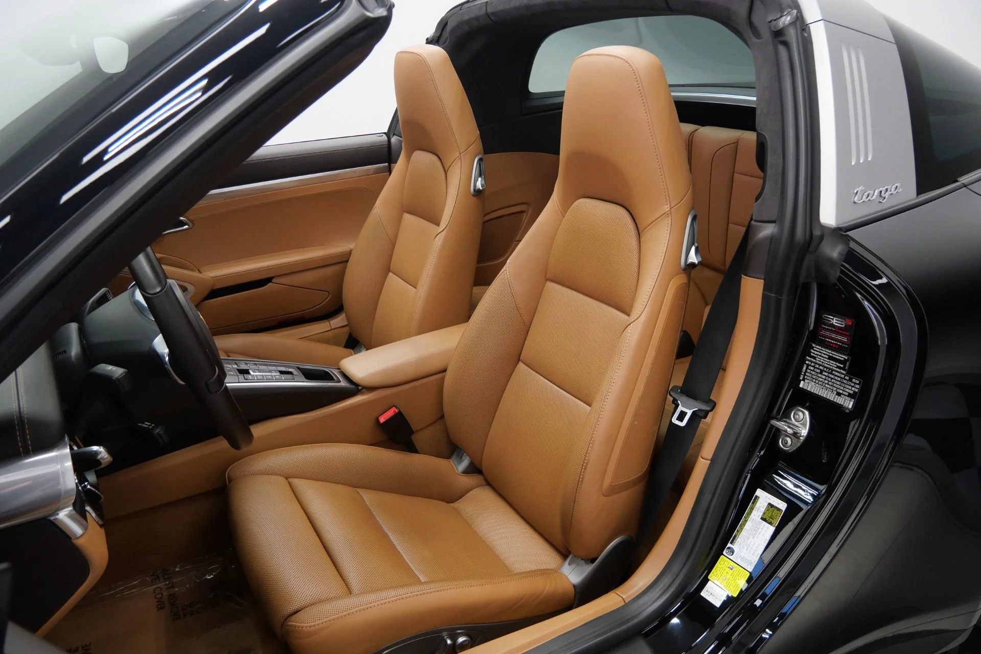 mph021_2523372744_Used_2015_Porsche_911_Targa_4_S_Premium_Package_Plus_Two_Tone_Interior_1781207987_9159616d91