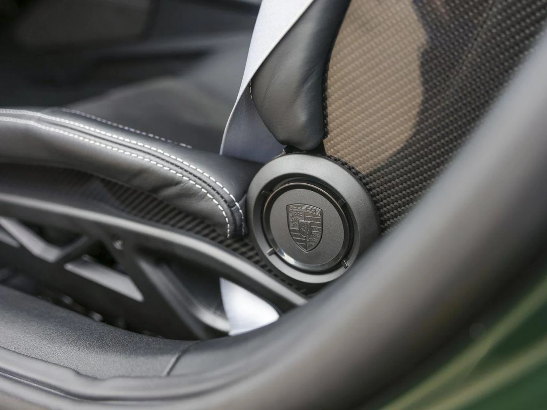 mph021_2523649055_d_Rz_F_Ro_Lo_O5vm_P_Wke_KZ_2_Td65qz_SY_4657fd0625