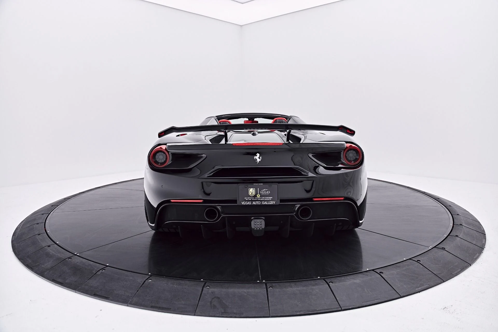 mph021_252400867_Used_2018_Ferrari_488_Spider_Base_1786671615_48d252b8c7