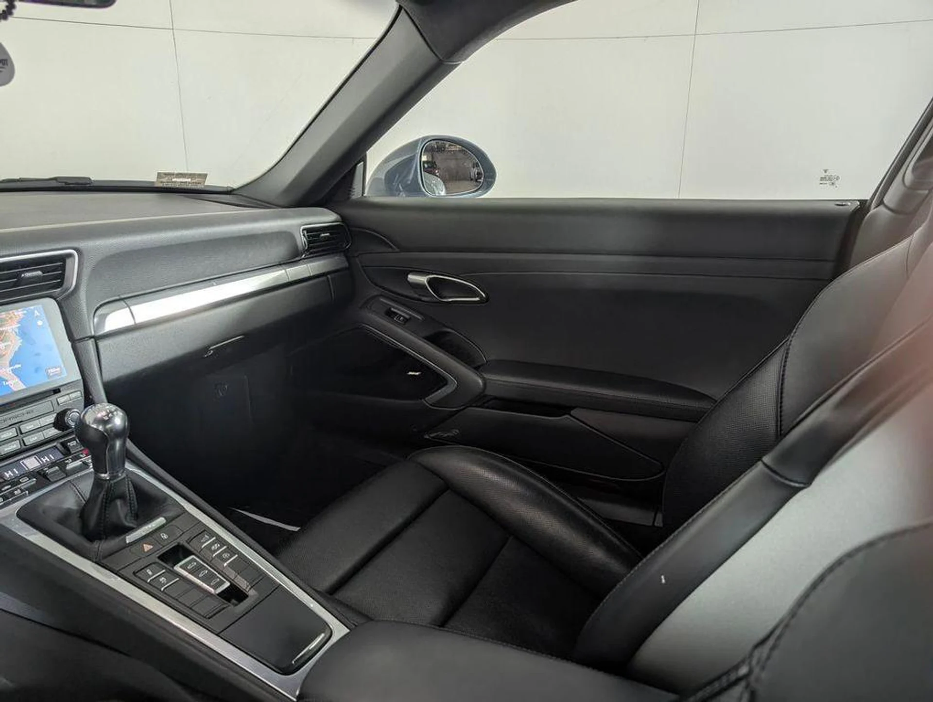 mph021_252616108_lgmu_UBU_0_L_n8_JO_1_Ev_Kz_u_W3f_Wr_U_e60fccde70