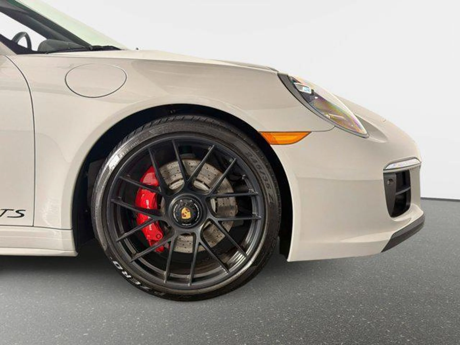 mph021_2537317662_Trb_V9_XD_6_GY_Tu_F_Dti_Err6_V_Tb28_V8_96df0634f9