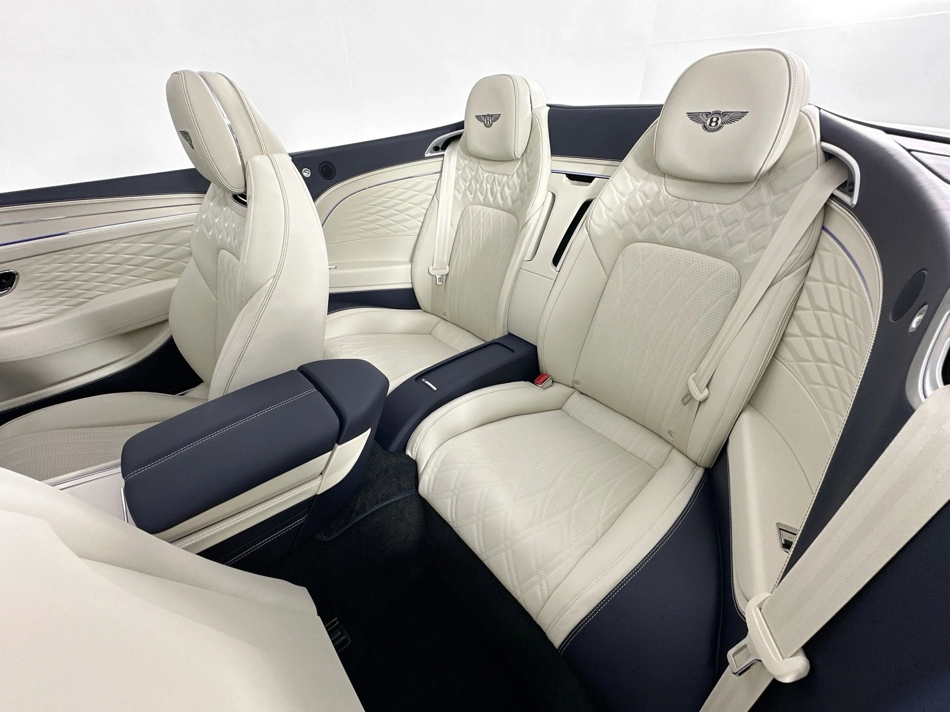 mph021_2546464695_22_d2a6c5b398