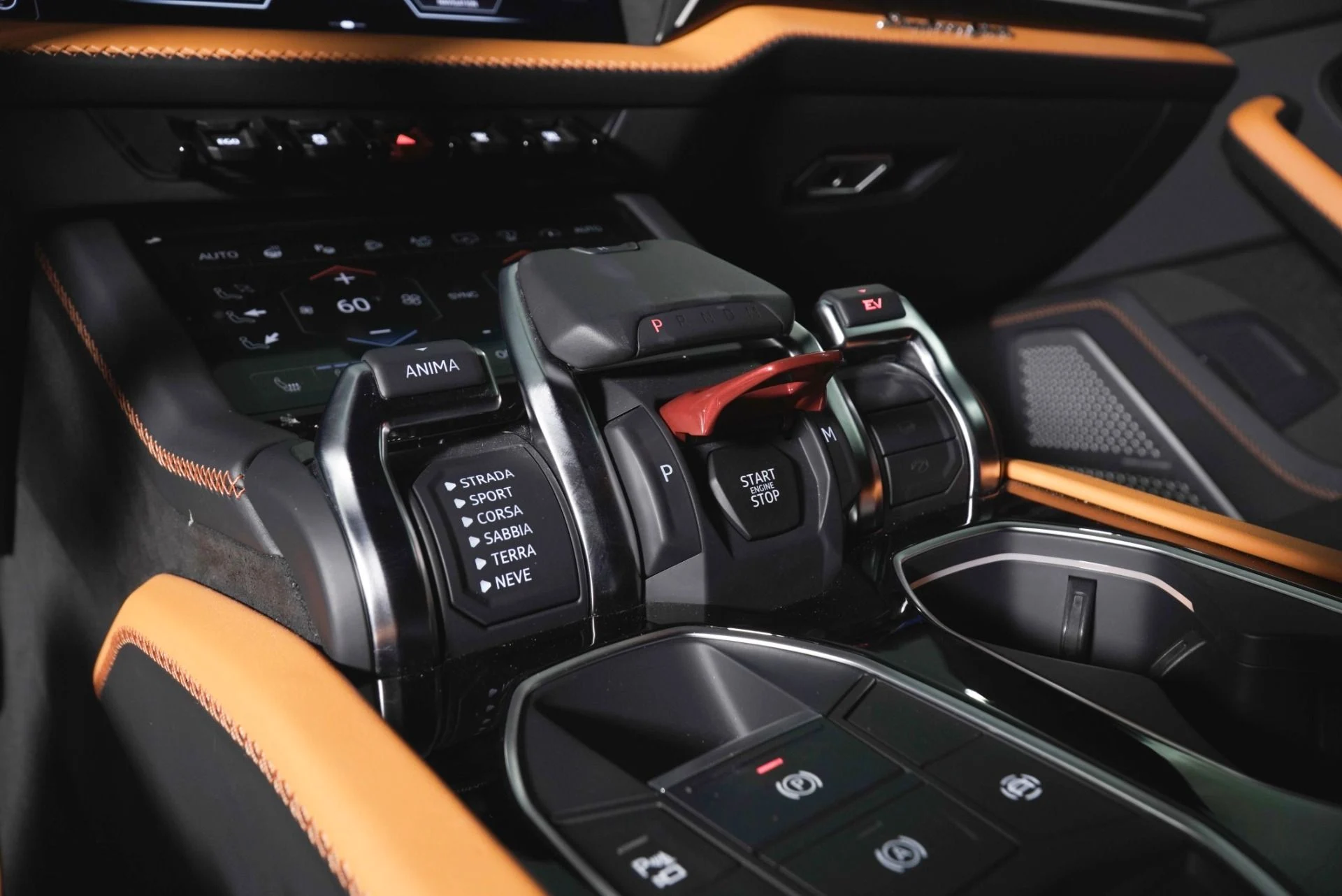mph021_2548606175_Used_2025_Lamborghini_Urus_SE_1781248569_c5a8cd5a64