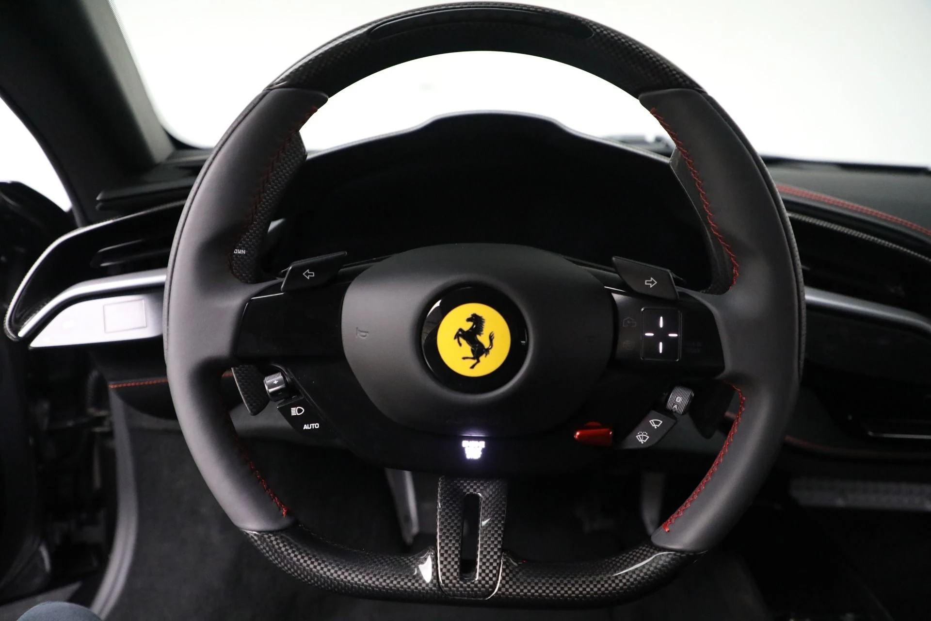 mph021_2550253651_Used_2022_Ferrari_SF_90_Stradale_7ecbae7f67