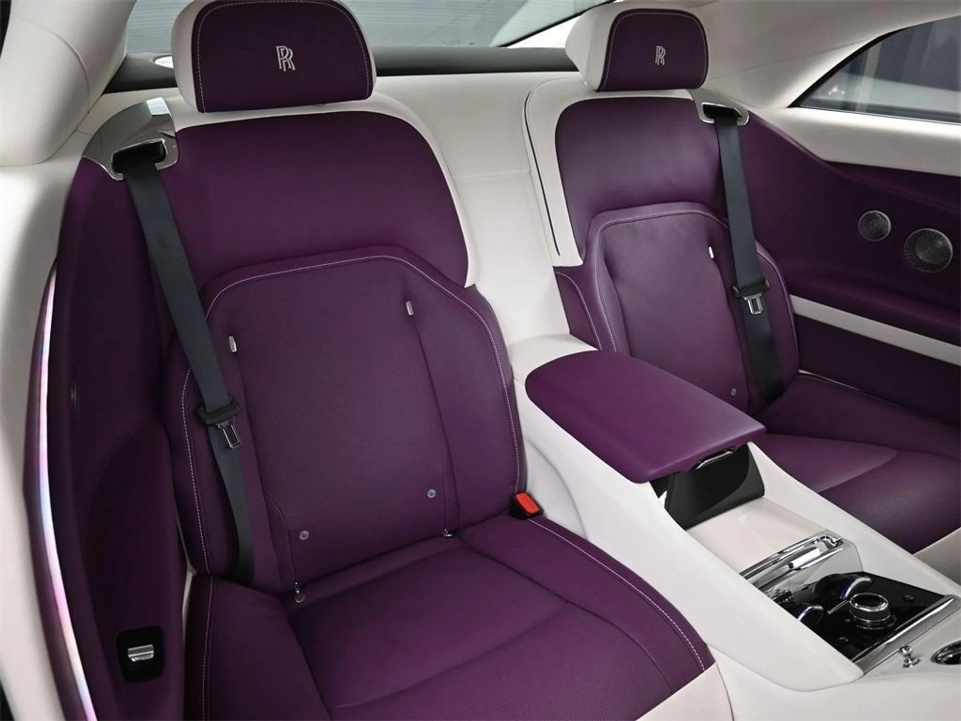 mph021_2554647839_zwsva7_Rb_GNFW_34_G_Tw5s1e_Y_Uf_Ptg_272e787fa4