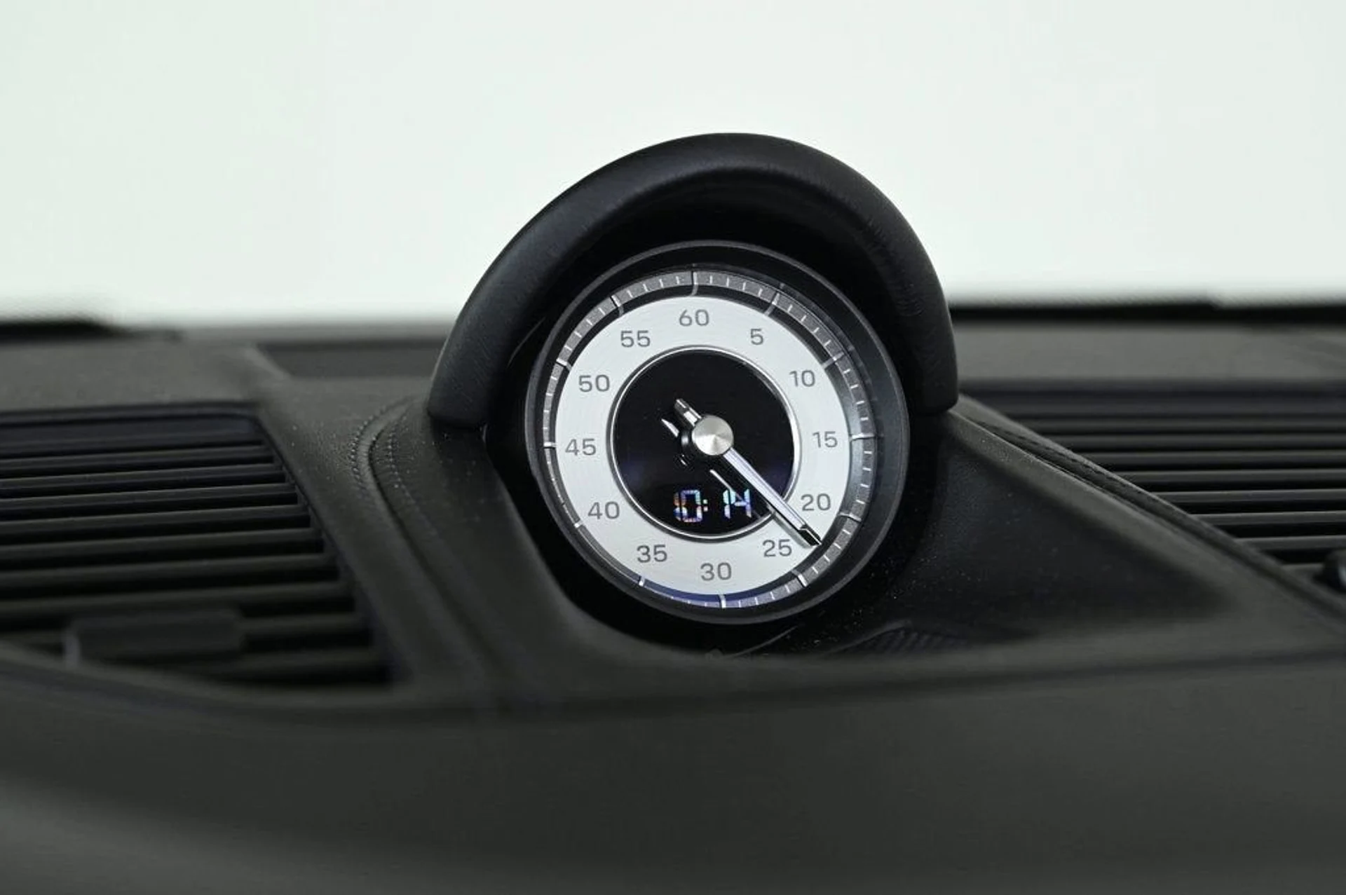 mph021_2560343602_29a71db9d53b4f2eb0c3b6b765f1f1a2_d815ccd8cb