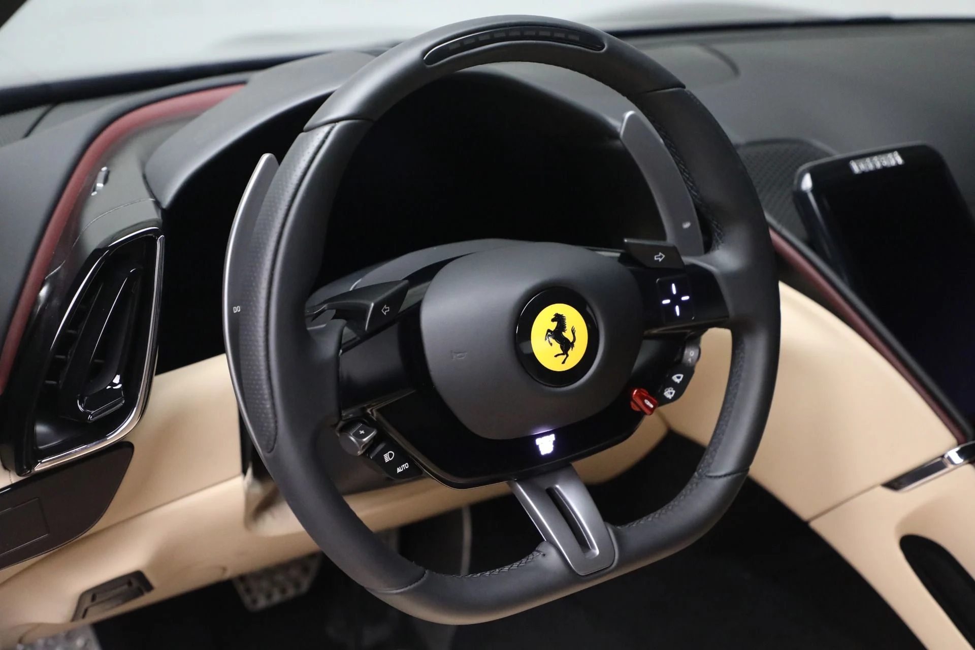 mph021_2562801764_Used_2023_Ferrari_Roma_1767375733_9fceded14d