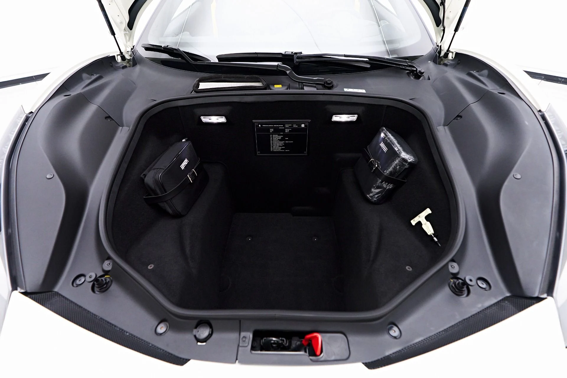 mph021_2564802416_Used_2019_Ferrari_488_Spider_Base_1748546084_1c7ab1f0de