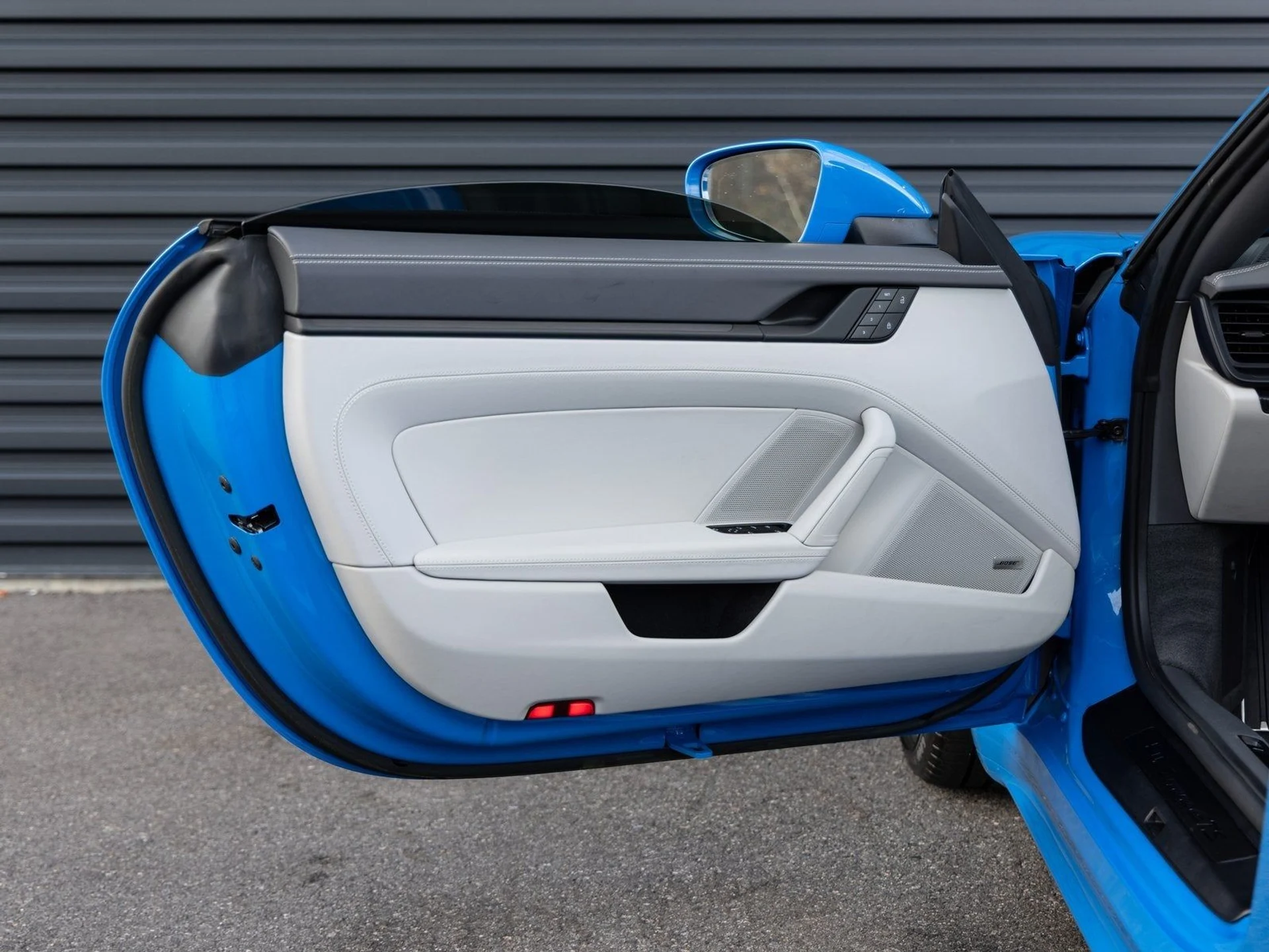 mph021_2565681630_22_46b9218120