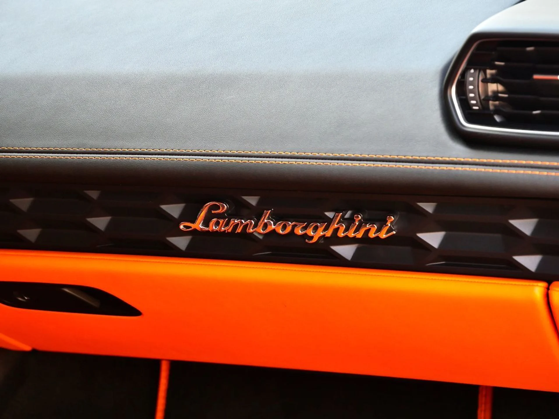 mph021_256708025_2301da3c15e51dfd6474eda8bf0f55f3x_1ff7ac60b4