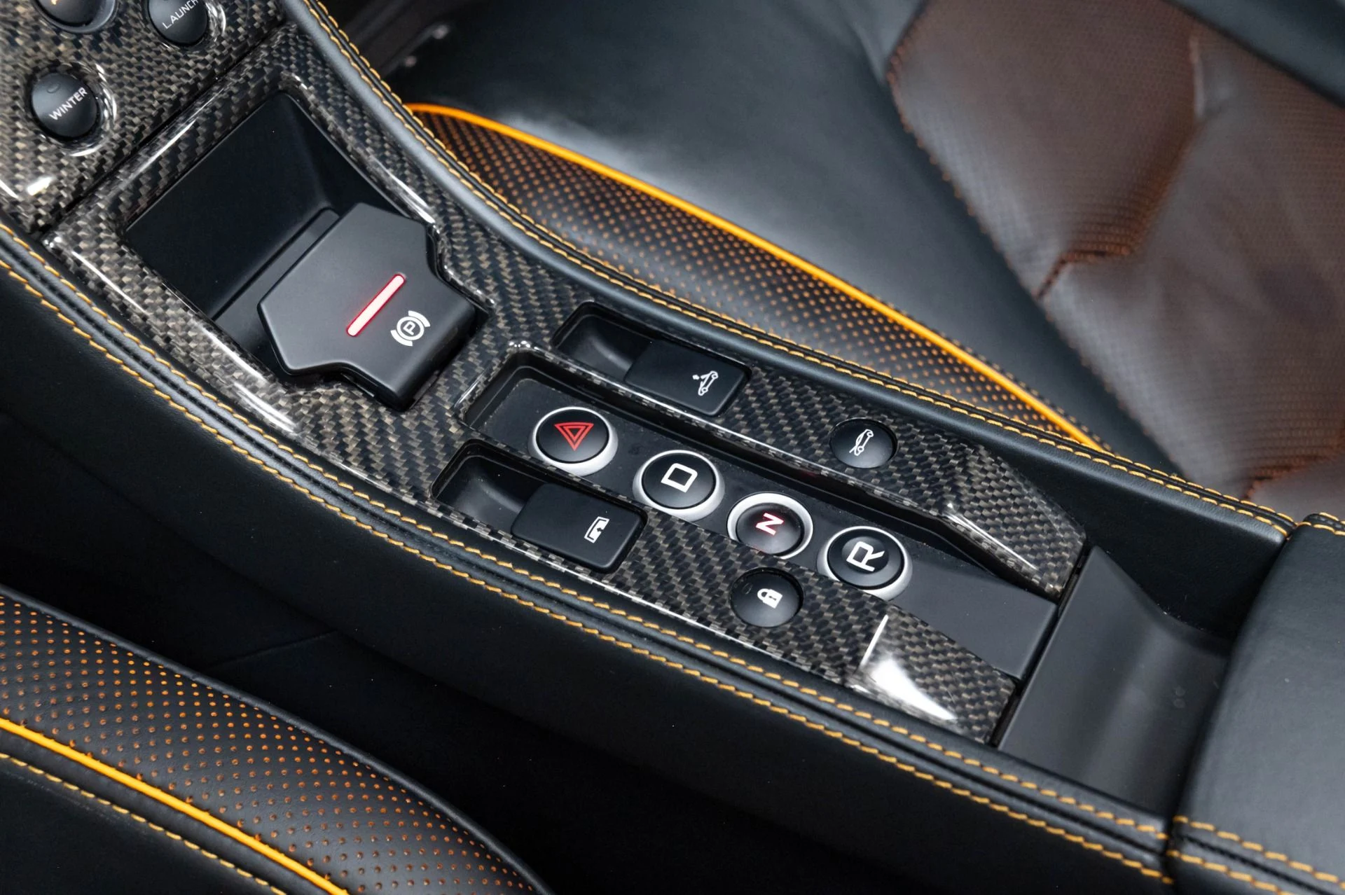 mph021_2567660782_Used_2015_Mc_Laren_650_S_Spider_1784647983_56f830201c