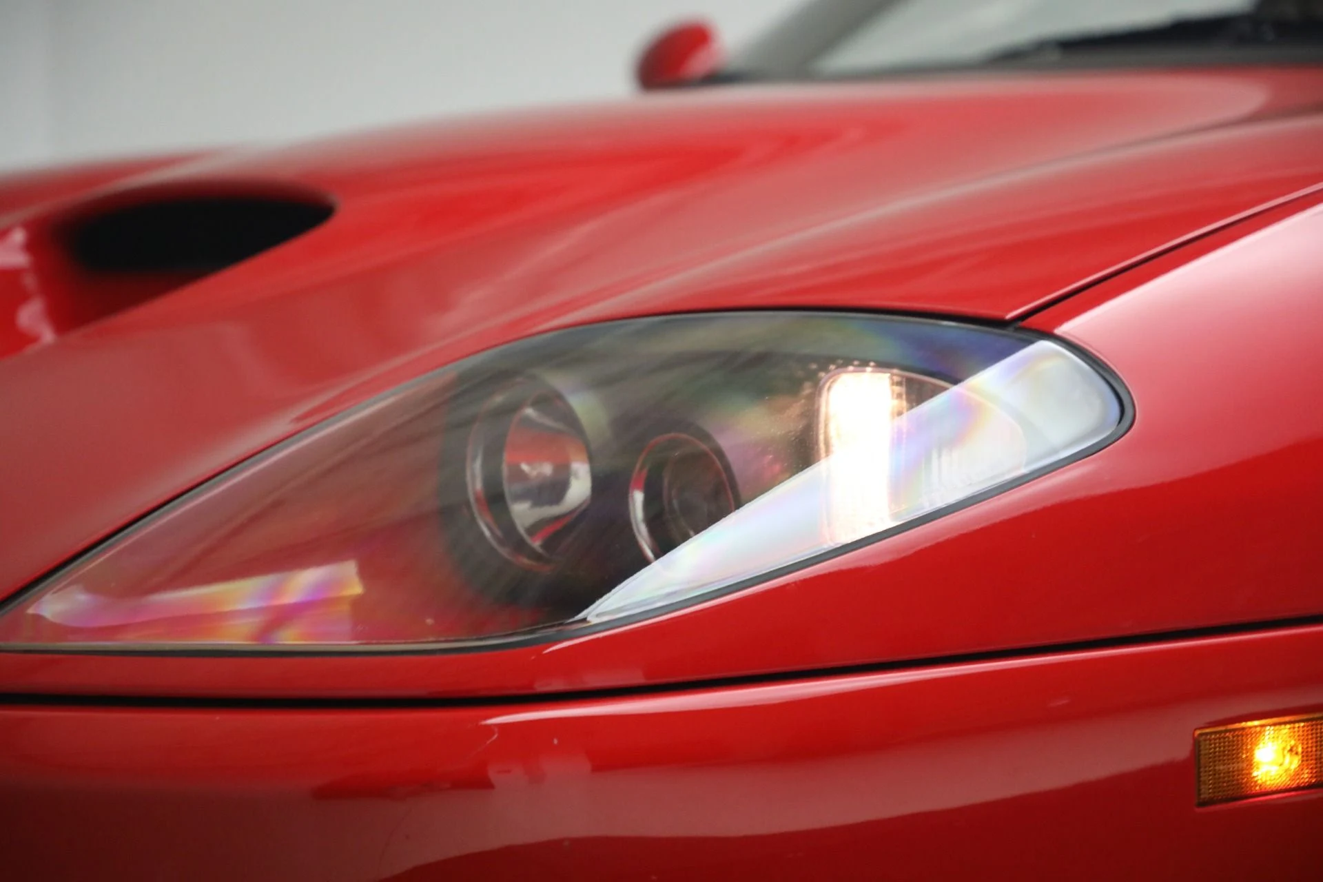 mph021_25689849_Used_2000_Ferrari_550_Maranello_1789139800_ea80f59781