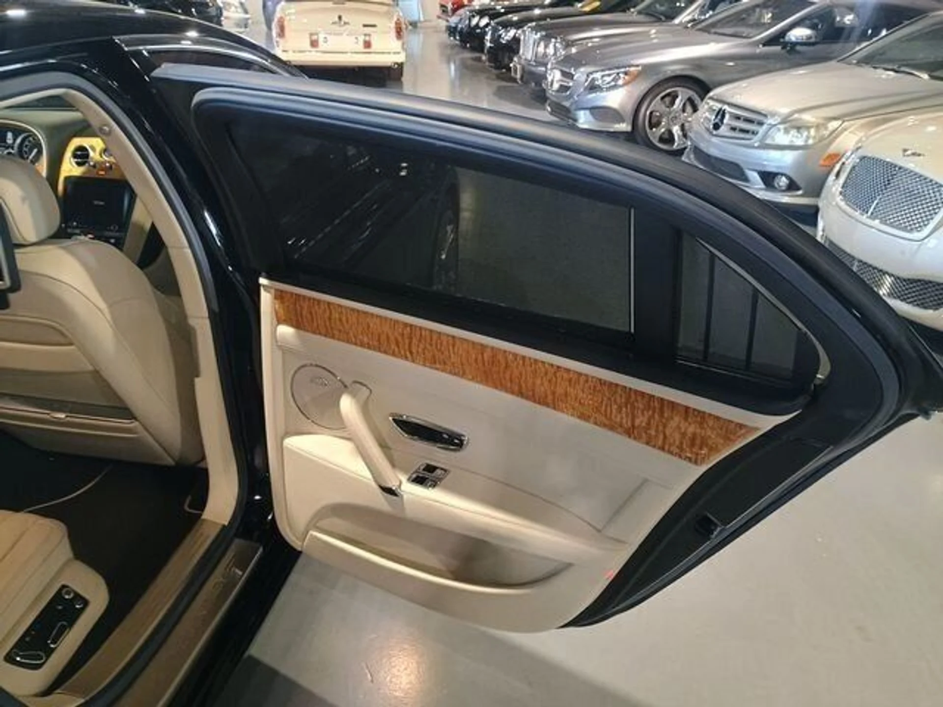 mph021_2570524522_31395f21d8_640_68c75d8239