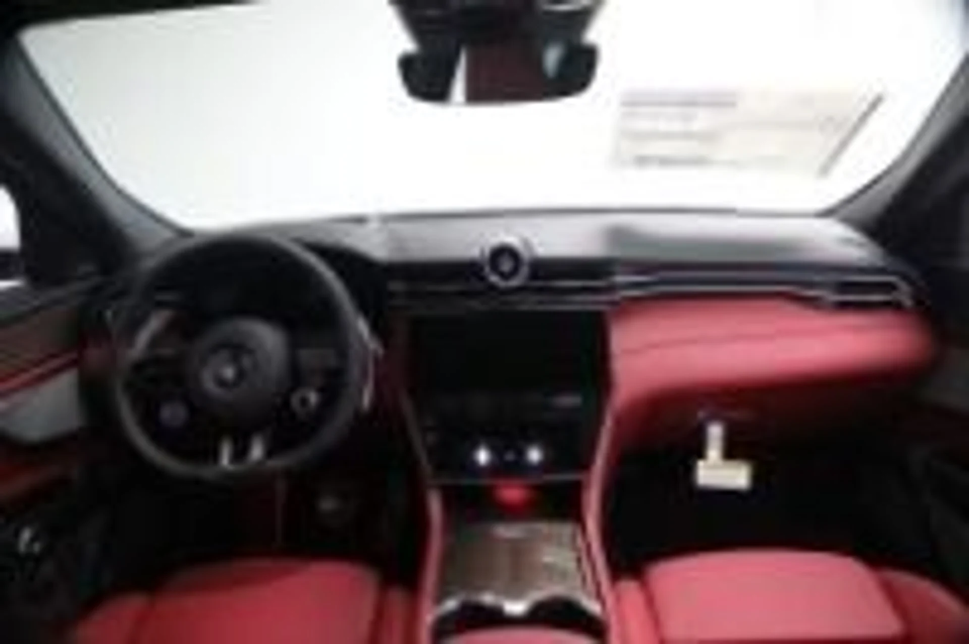 mph021_2574380587_New_2026_Maserati_Grecale_Modena_V6_1777494779_48051ca925